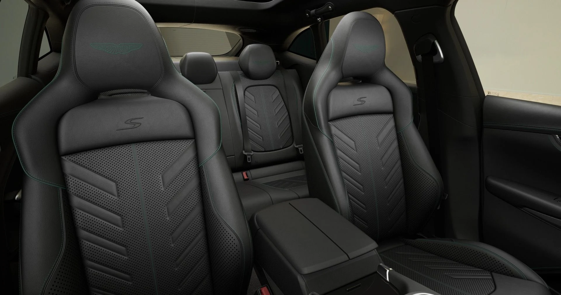 mph009_889138255_New_2026_Aston_Martin_DBX_S_1791461014_e4d8027ad3