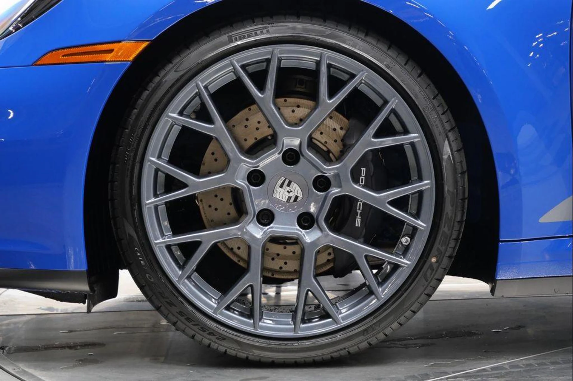 mph009_890725521_Cy7_Wcx_IE_1y1_J7q_Tjjv_Sfy_Usu_C0g_e329c58ace