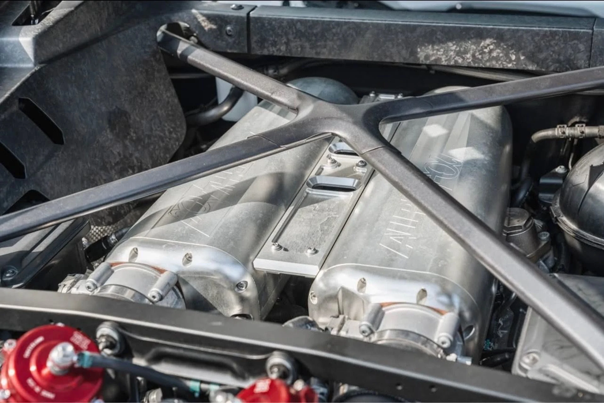 mph009_895012926_Used_2018_Lamborghini_Huracan_LP_640_4_Performante_Twin_Turbo_1763657720_080ae699f7