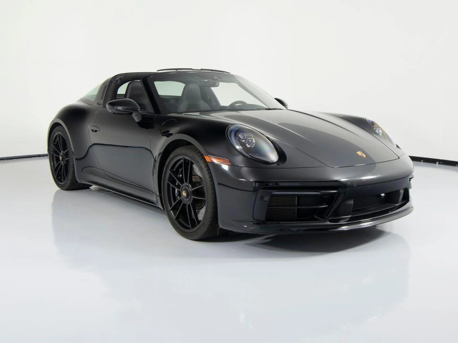 mph009_896625192_EXJ_Sr_UICM_5br_Z_Vomf4u_I_Uk_CIGHQ_e6f58ee1f6