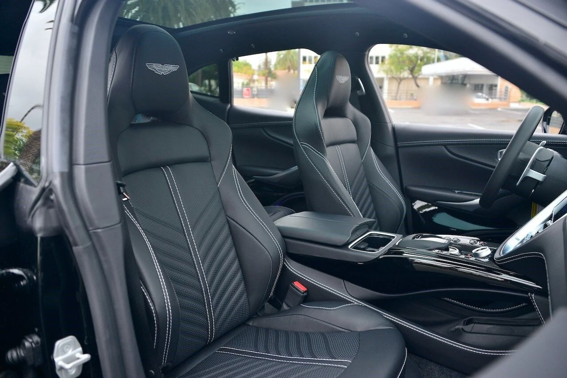 mph009_902418426_cc990575a247d510a7c225b54a067aa2x_019250f3a0