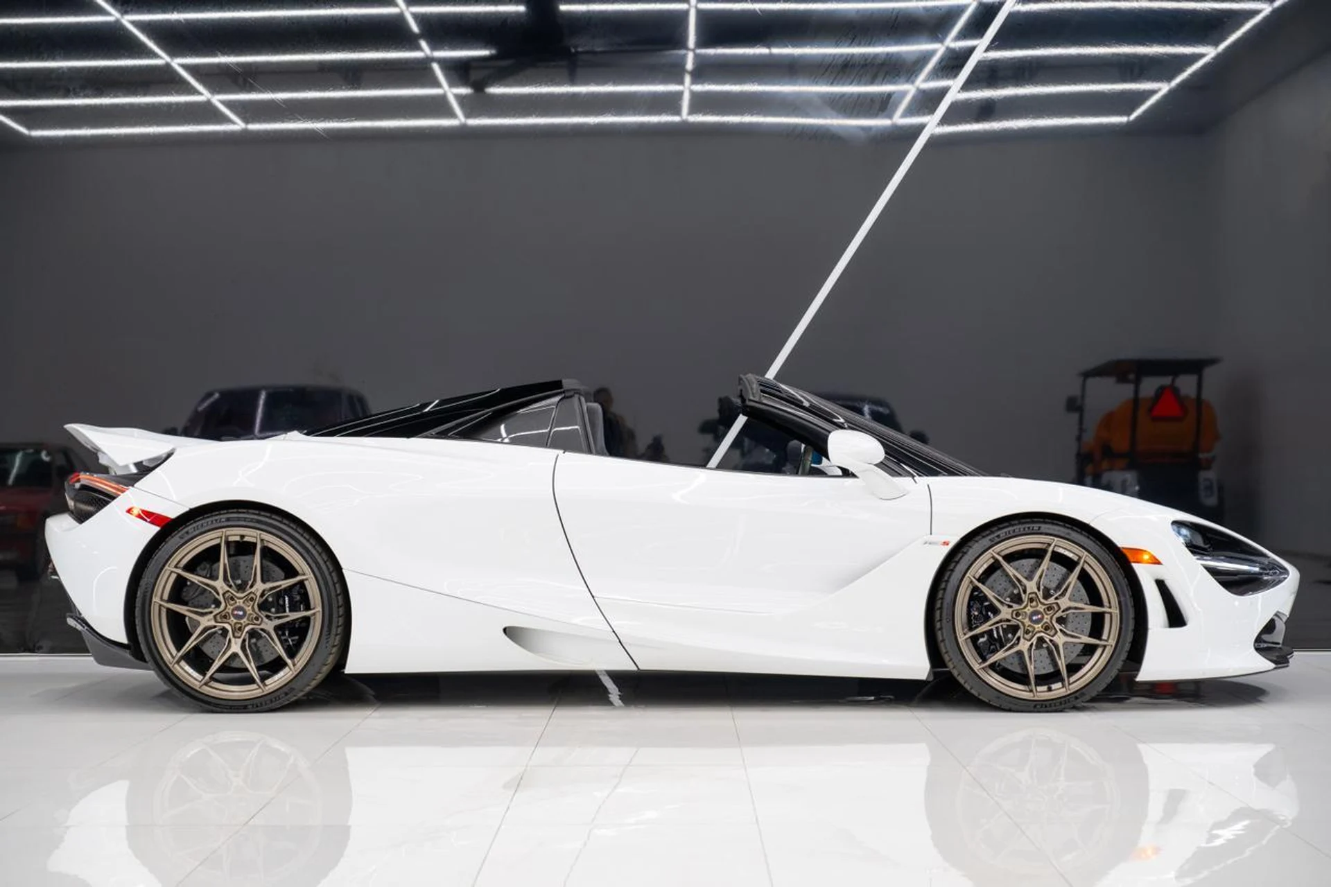 mph009_904598370_8ddec60b31599ce850c756ca6cc4a2e1_3f7b479ae1