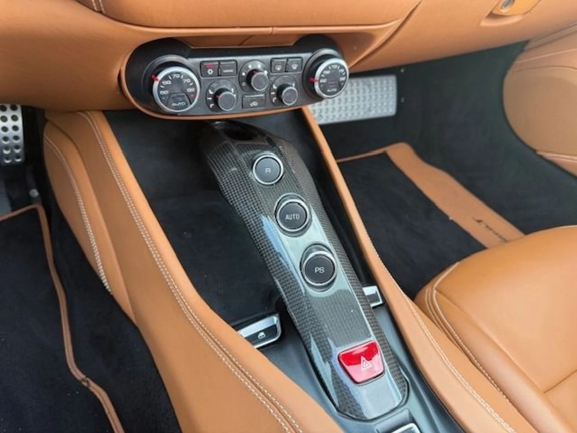 mph009_909466011_Used_2016_Ferrari_California_T_1764024809_2ecc010bc2