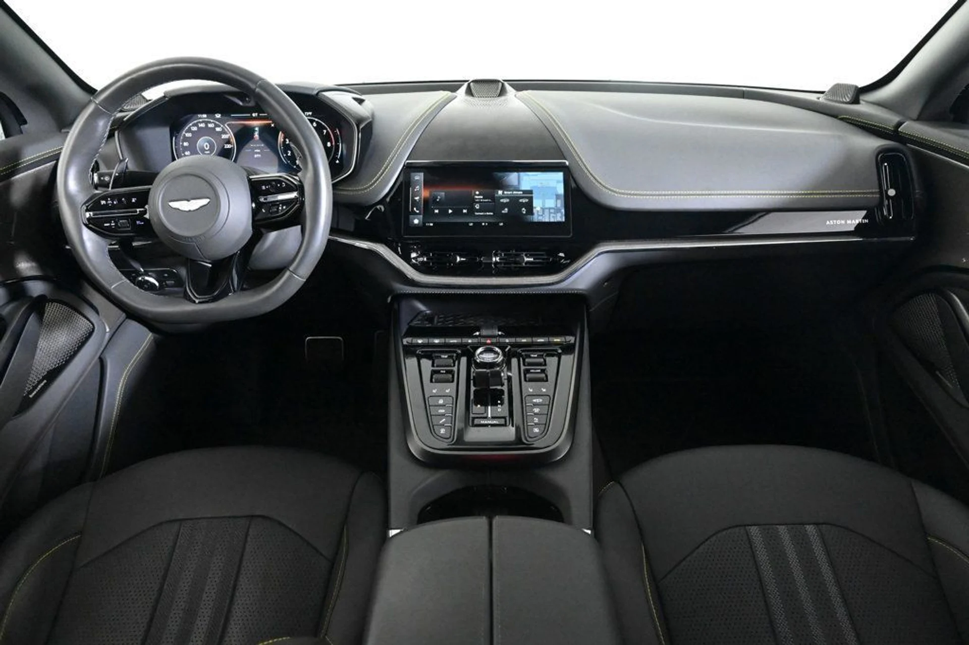 mph009_909702002_used_2025_aston_martin_dbx_707_11350_22966426_9_1024_8d48b94bf8