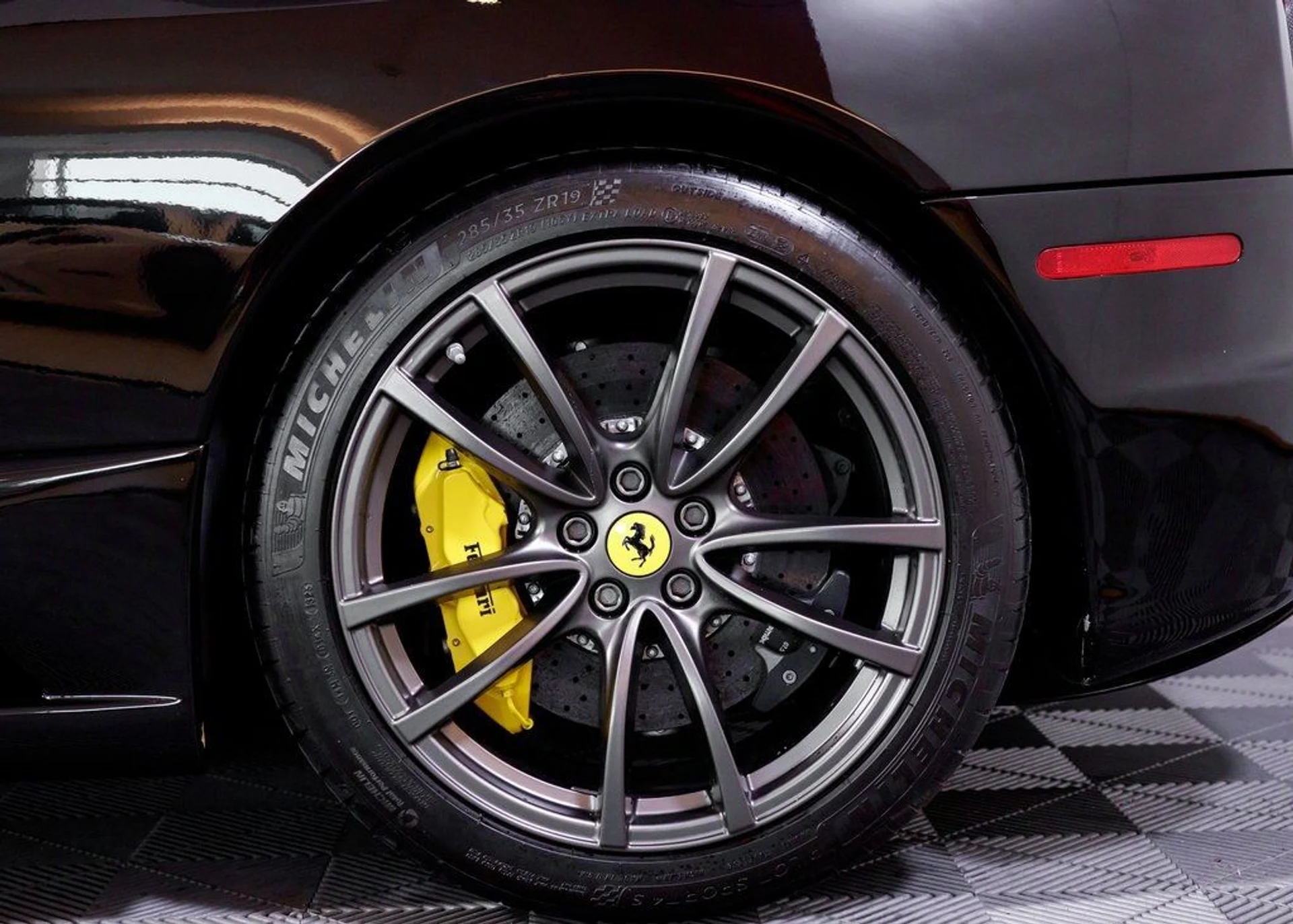 mph009_910243858_d9a507baffe595aefe5543ea452ee684_473ded1c81