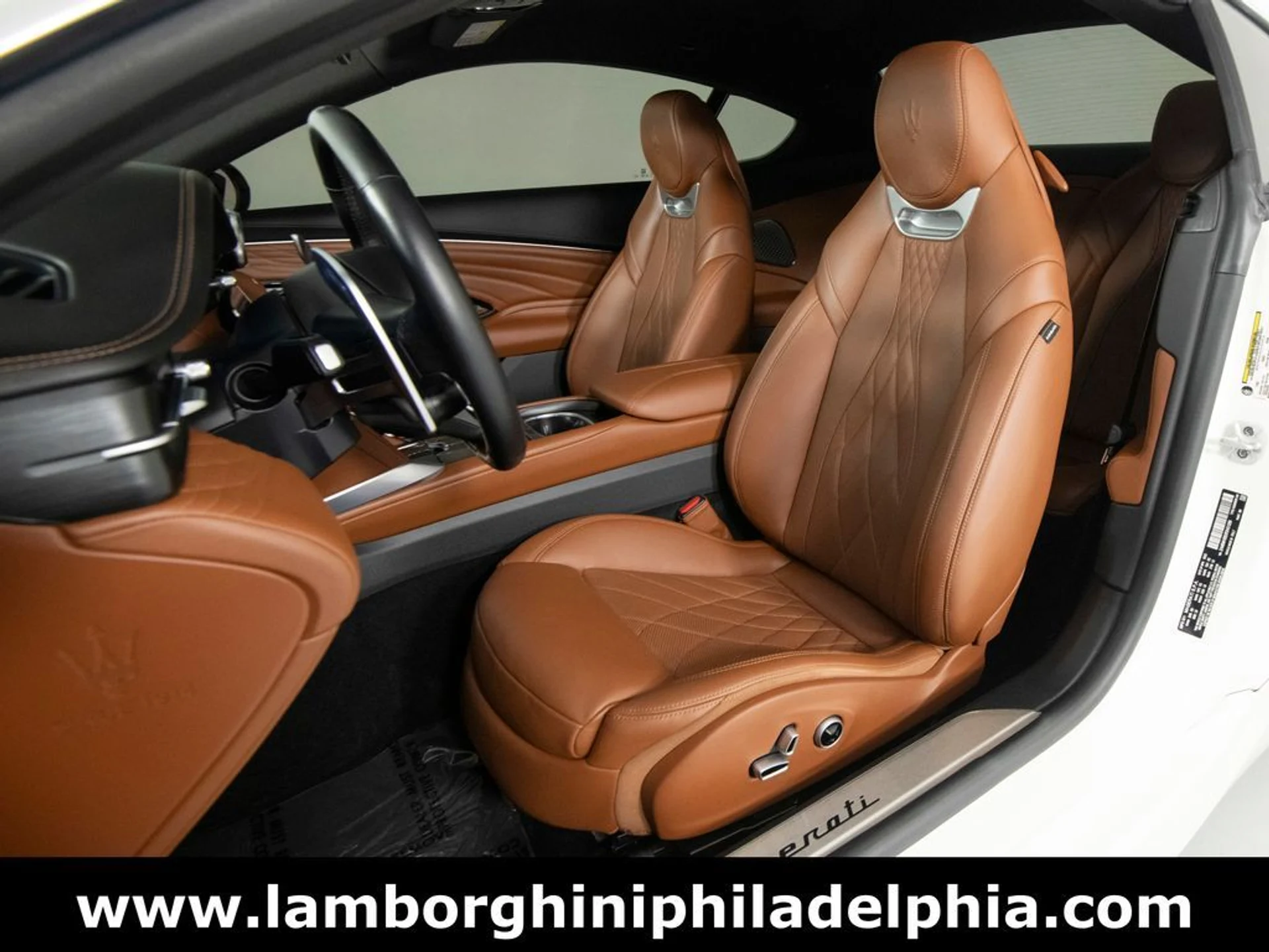 mph009_915505432_8995bdacfa8d0ee152ca56a117bbb996x_f77fd42b58