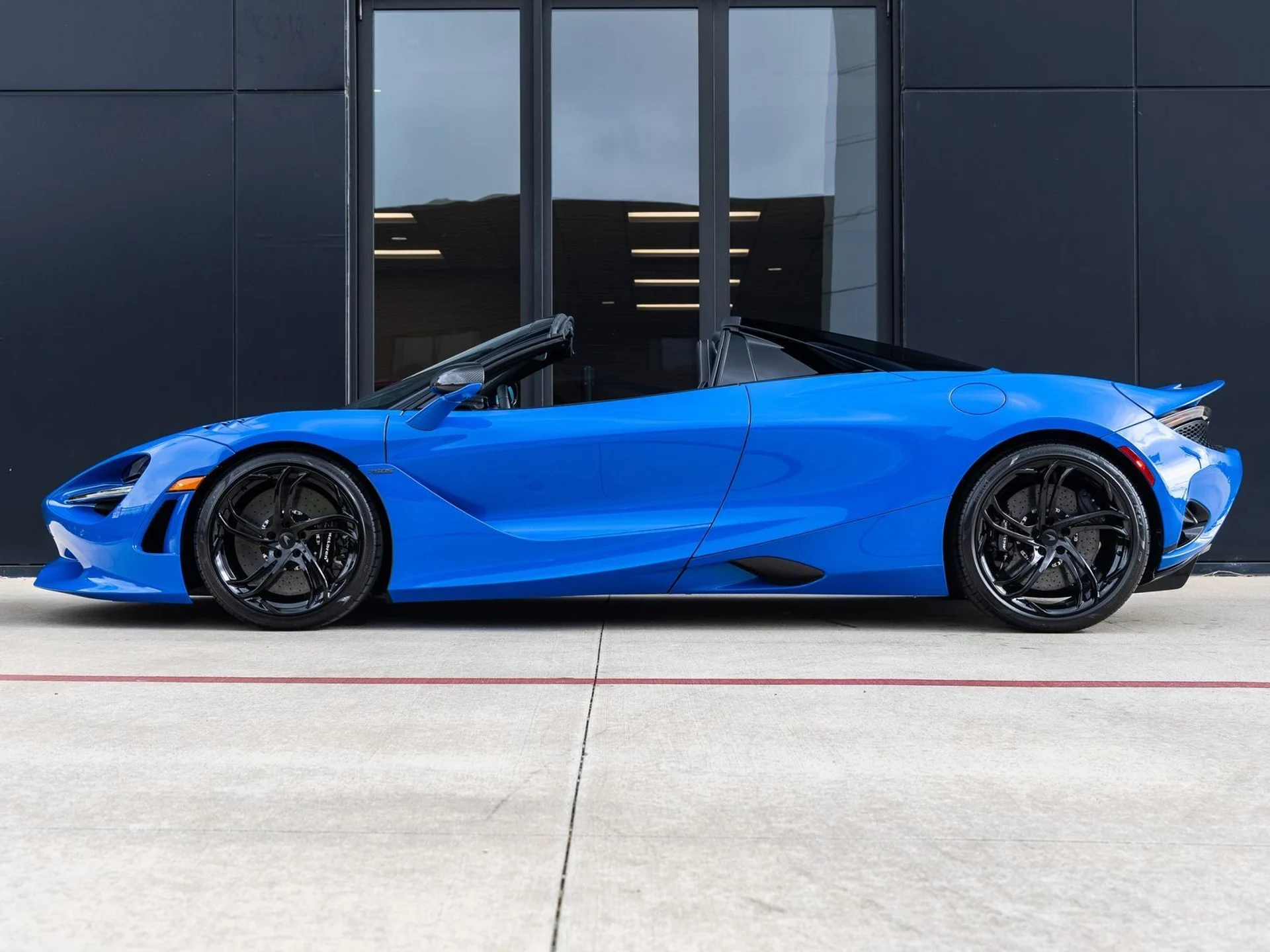 mph009_922138044_10_c6197a21f0