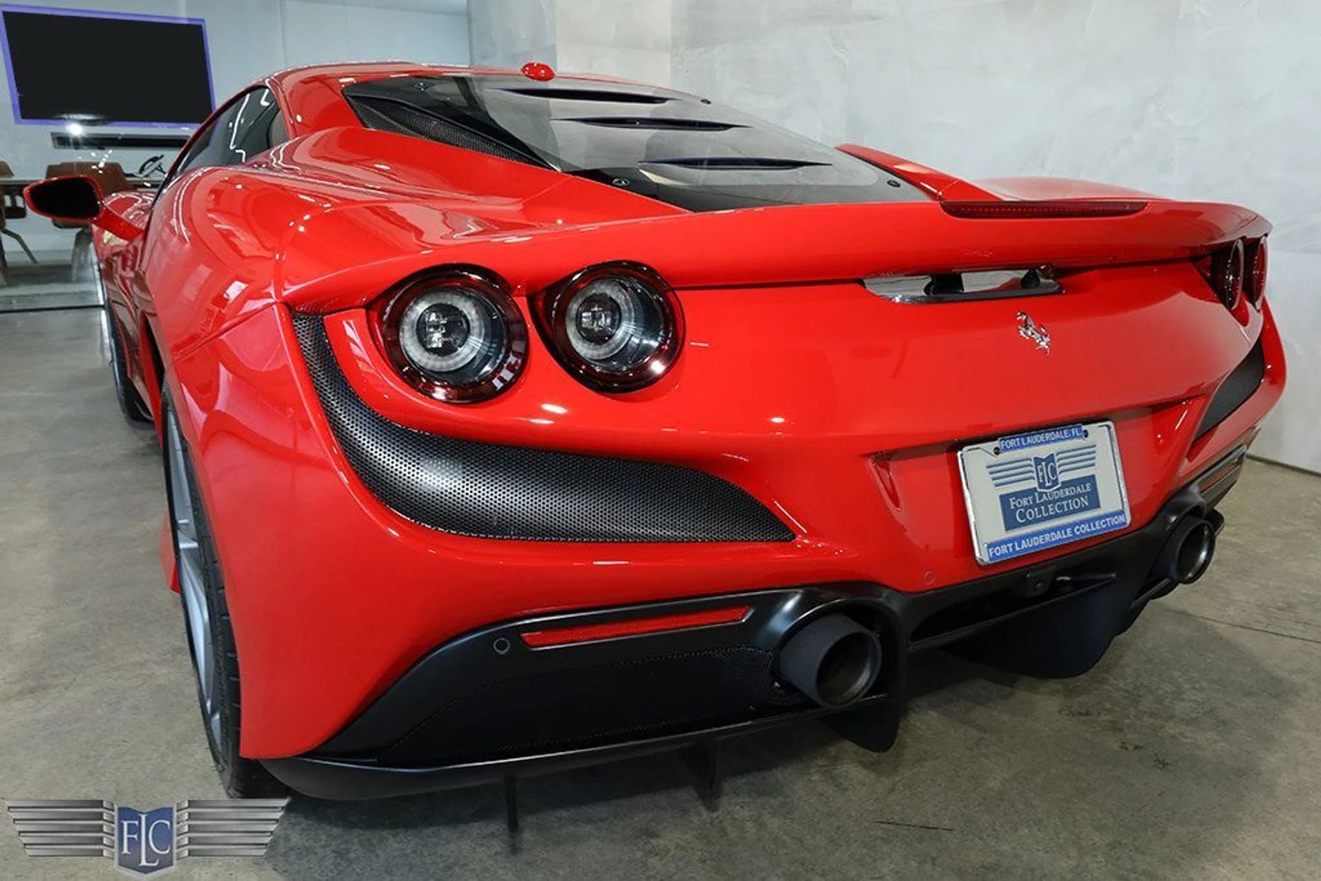 mph009_942037129_used_2020_ferrari_f8_tributo_coupe_9689_22891893_10_1024_06f8188b31