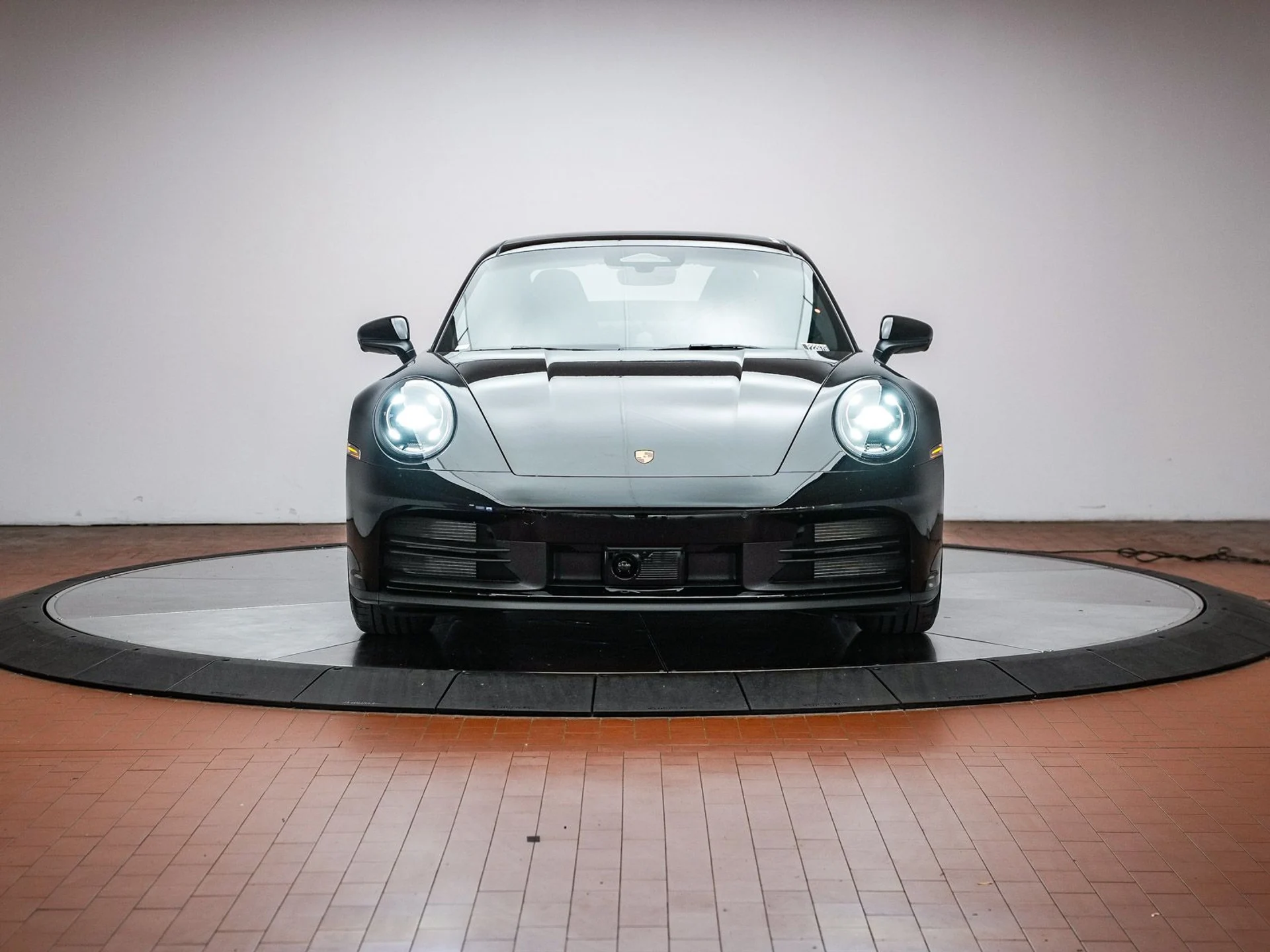 mph009_95078344_ea7365133992557f9459cc6d0e377f2ax_f4762b5c23