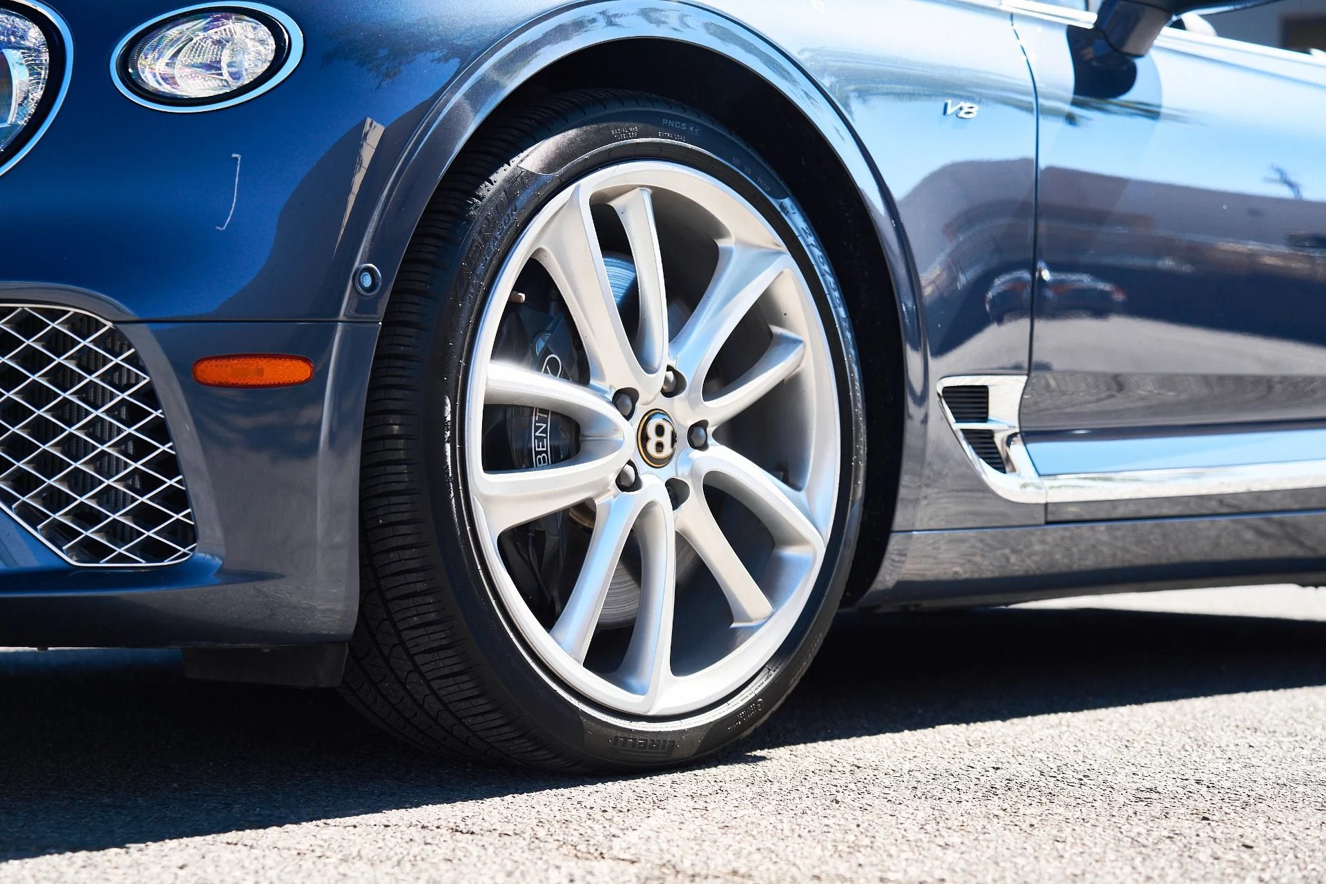 mph009_955630427_Used_2020_Bentley_Continental_GT_V8_1758744257_5ed242667b