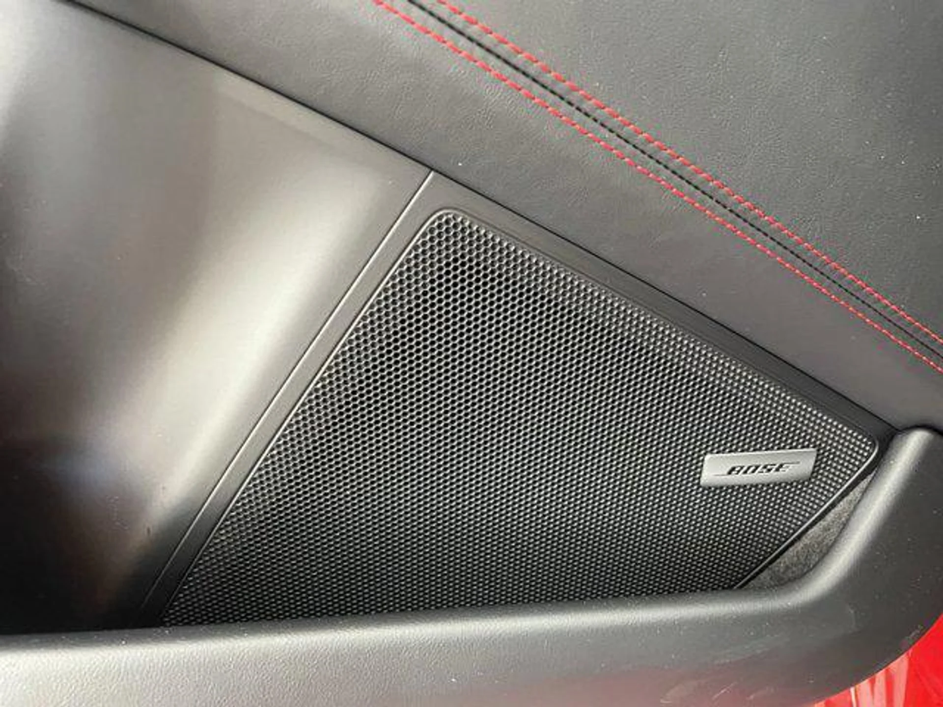 mph009_956942600_v_J3kz4l_KNY_sm7_Wd_BPS_Tq_Mtkf_KI_06049c135e