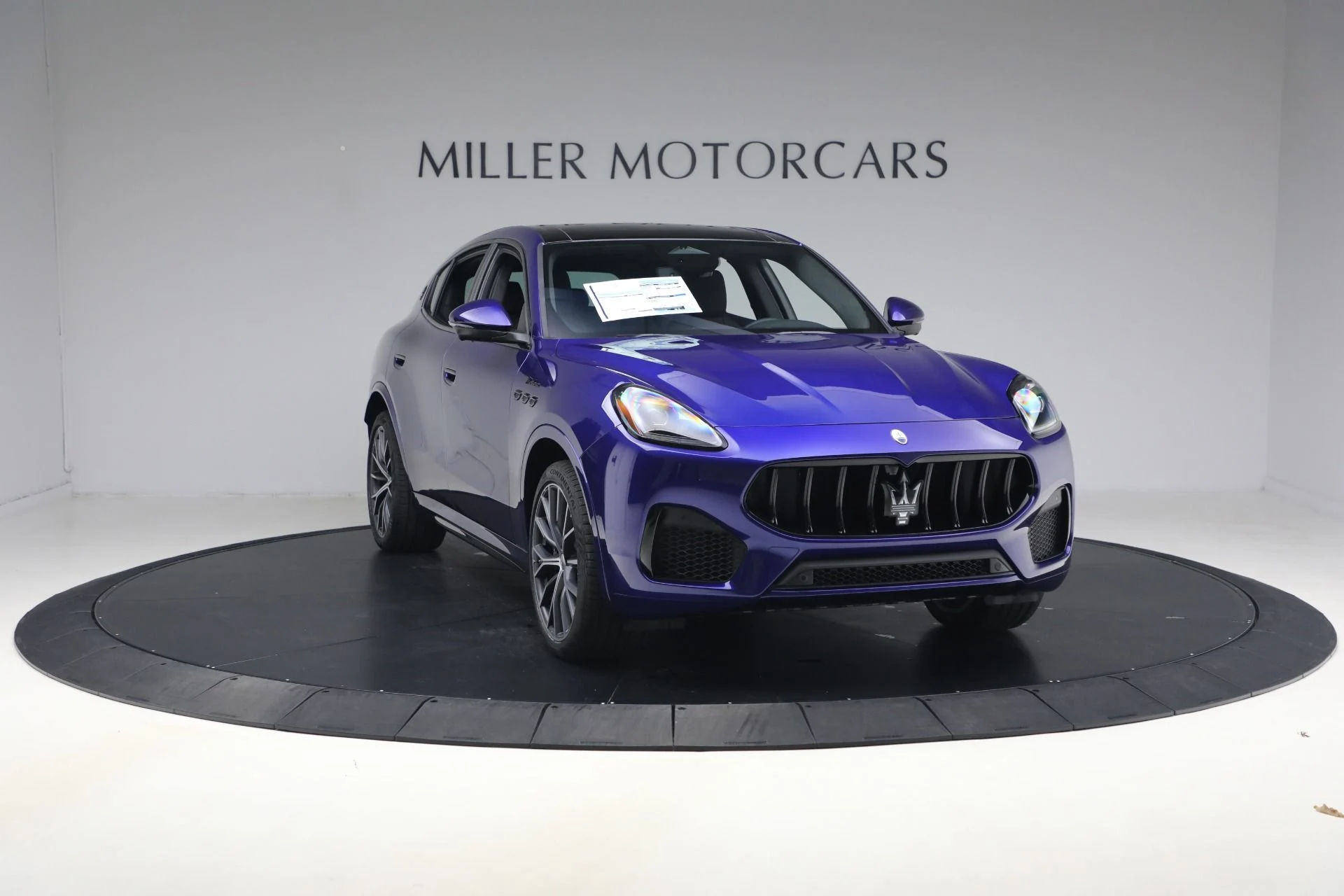 mph009_958249818_New_2026_Maserati_Grecale_Modena_V6_1775583456_60a3d73857