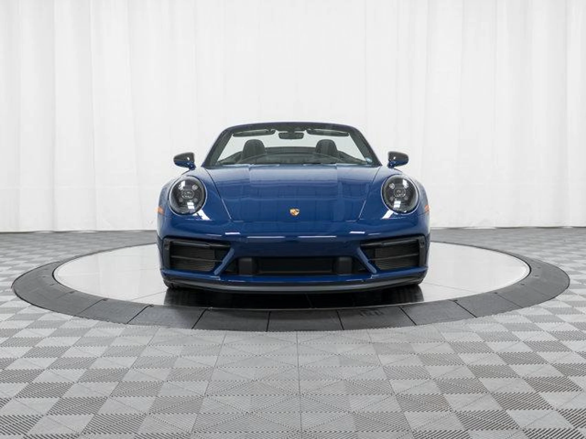 mph009_974067520_s6g_Oklfq3_Hegyu_Tf_N6_D_Rxo_Xik_Uo_7048e8db2d