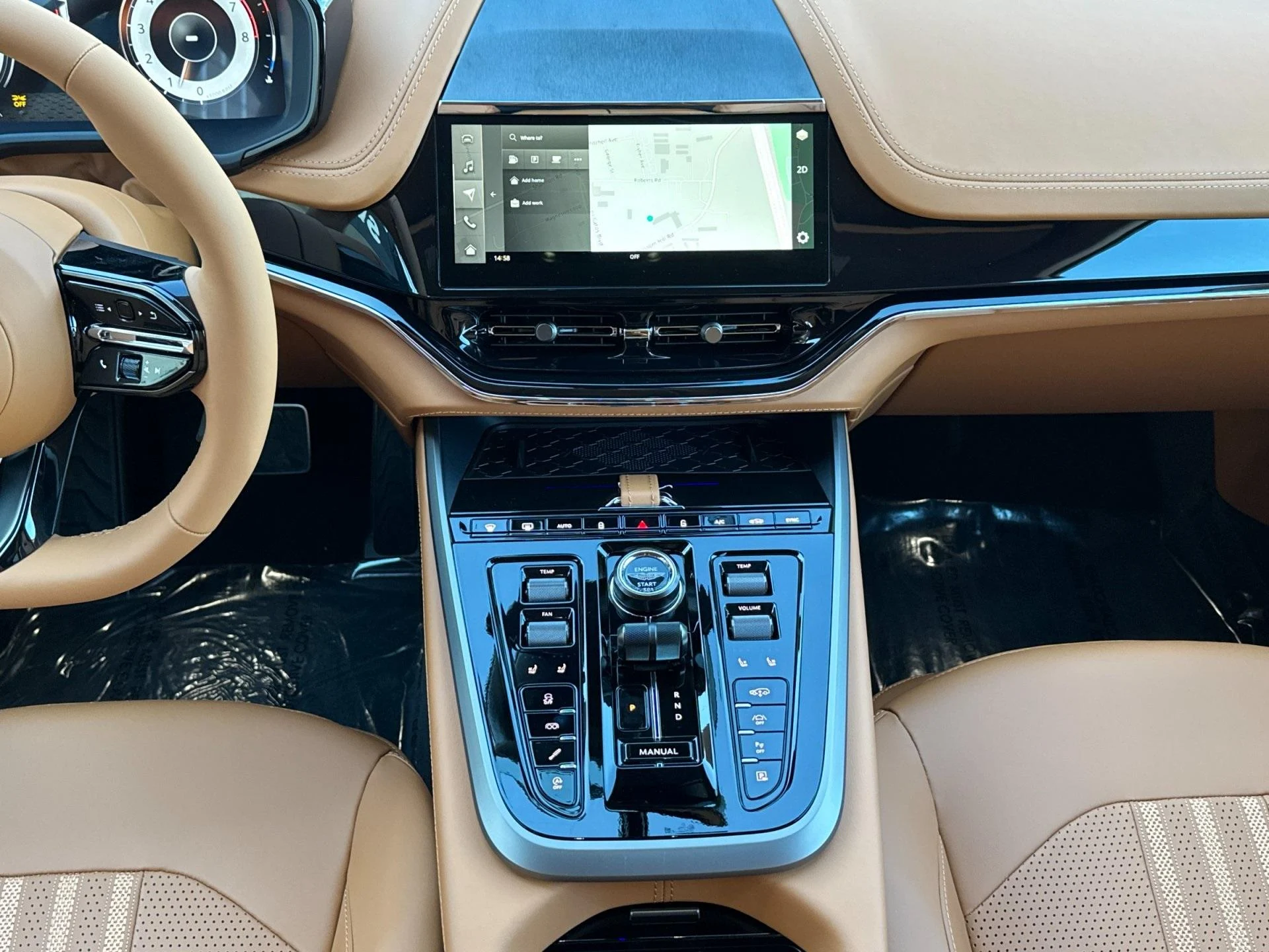 mph009_976735520_New_2026_Aston_Martin_DBX_707_1768403574_308f5bb249