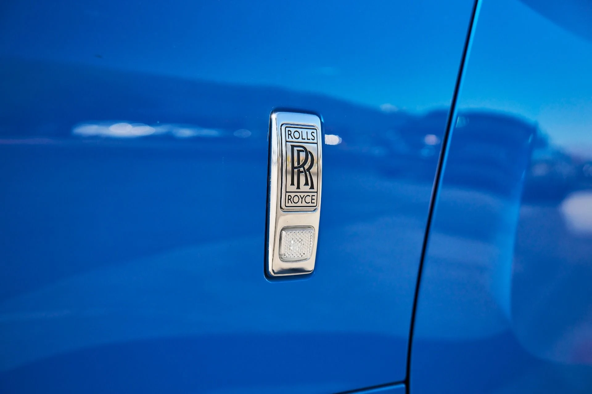 mph009_985623025_Used_2020_Rolls_Royce_Wraith_Base_1762567705_be647549bd