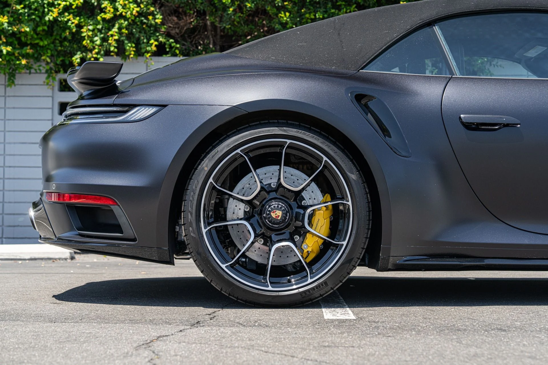 mph009_988463304_Used_2025_Porsche_911_Turbo_S_1753733822_0fd6d19e2a