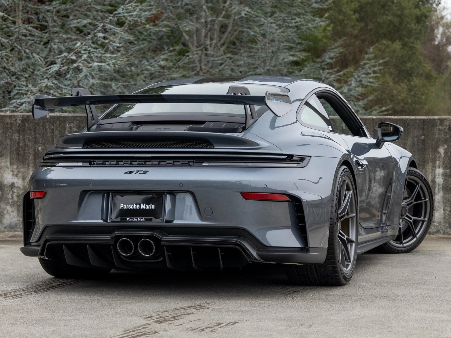 mph010_1000218560_11_c0538e2d82