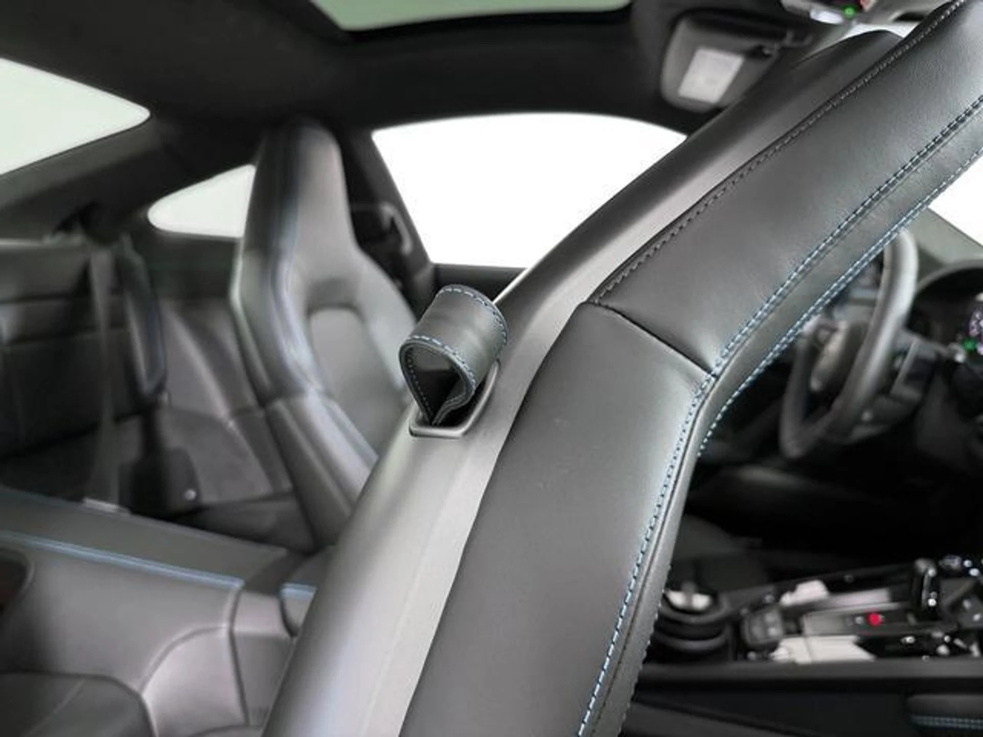 mph010_1005589883_M0dy_Rhax_Hcx_Qxq6tp_Ux_A_Us6t_Hg_91f48b54fc