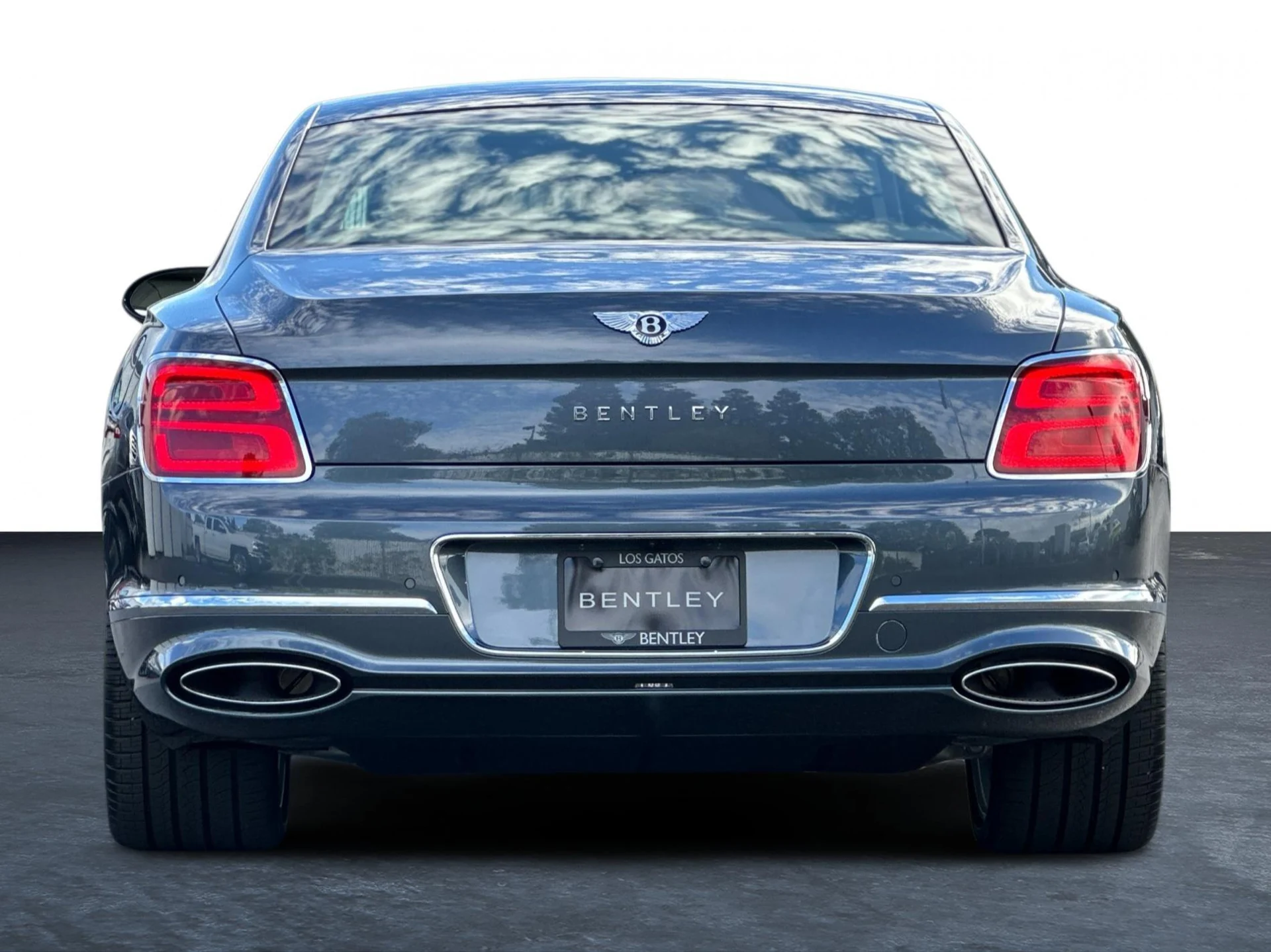mph010_1005963120_New_2026_Bentley_Flying_Spur_1760604618_3add0aadea