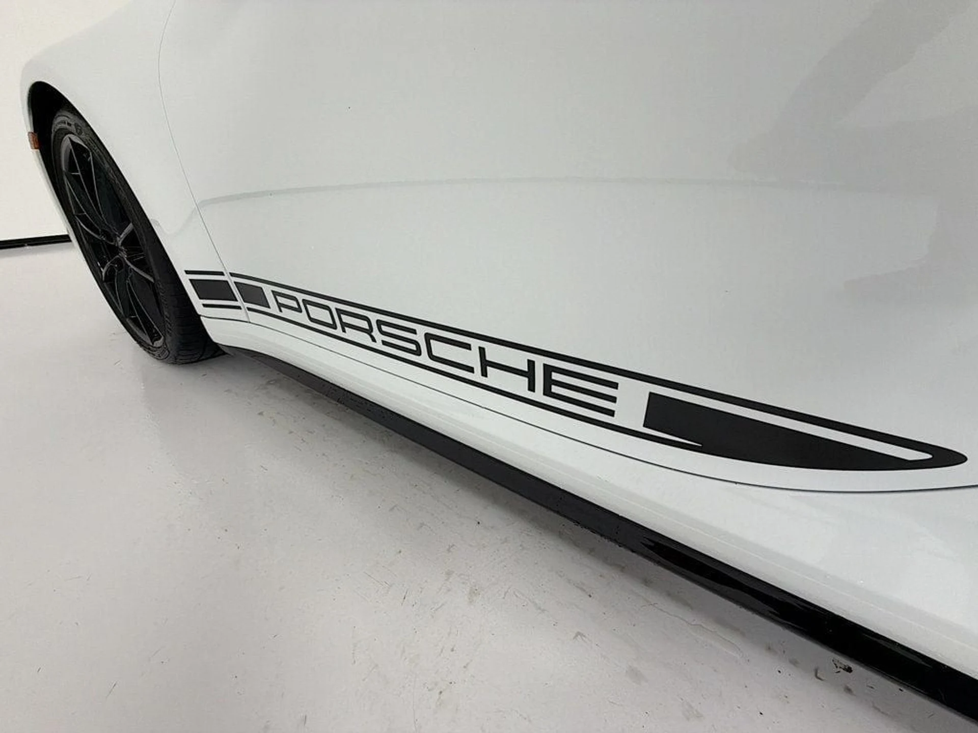 mph010_10103720_5a7dc0faa63d4a63bc41dda1c6f997c0_21b21004de