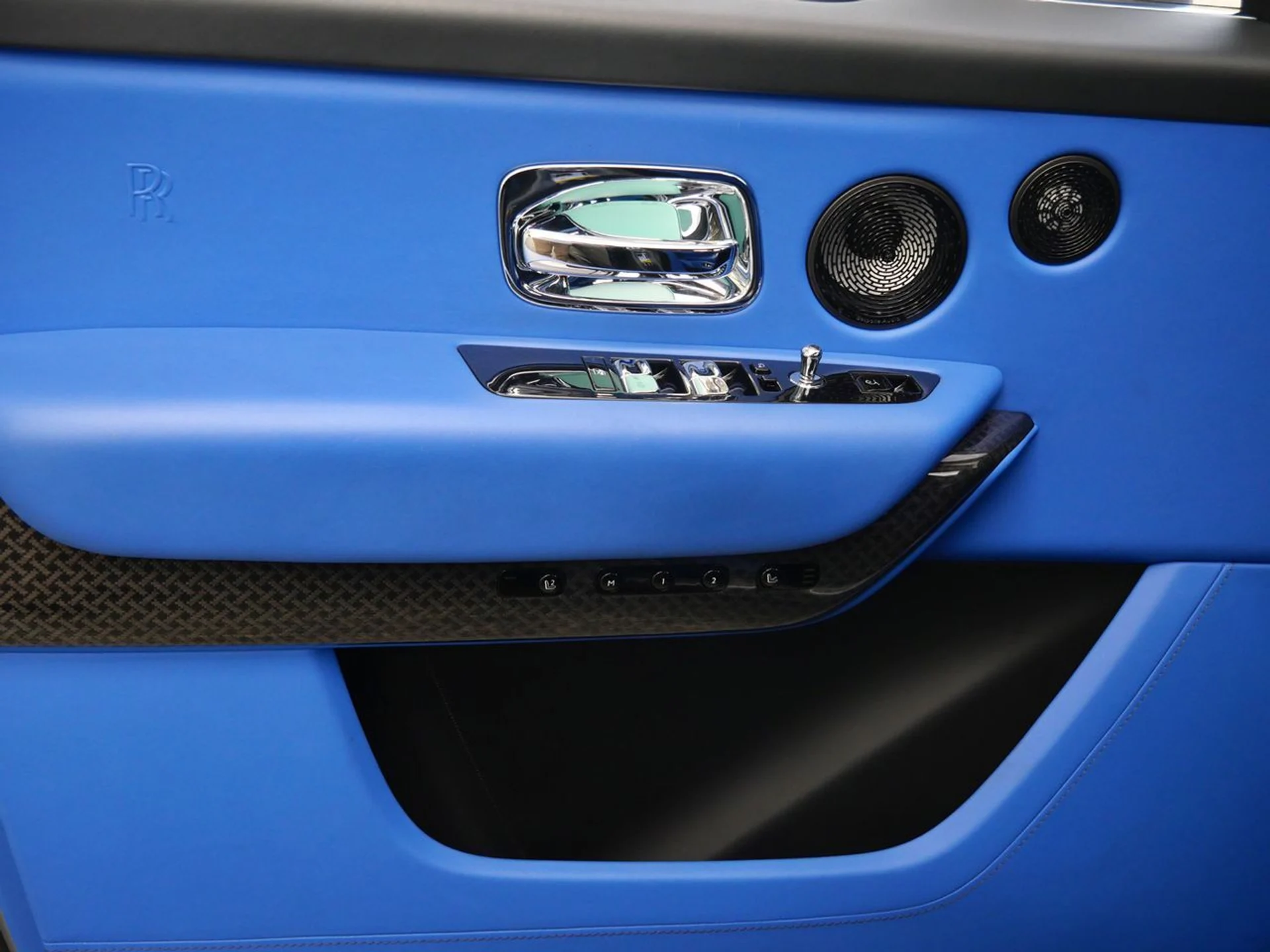 mph010_1018609618_0bf2ad2f21d197e75edbe647590000c0x_d85044ab0f