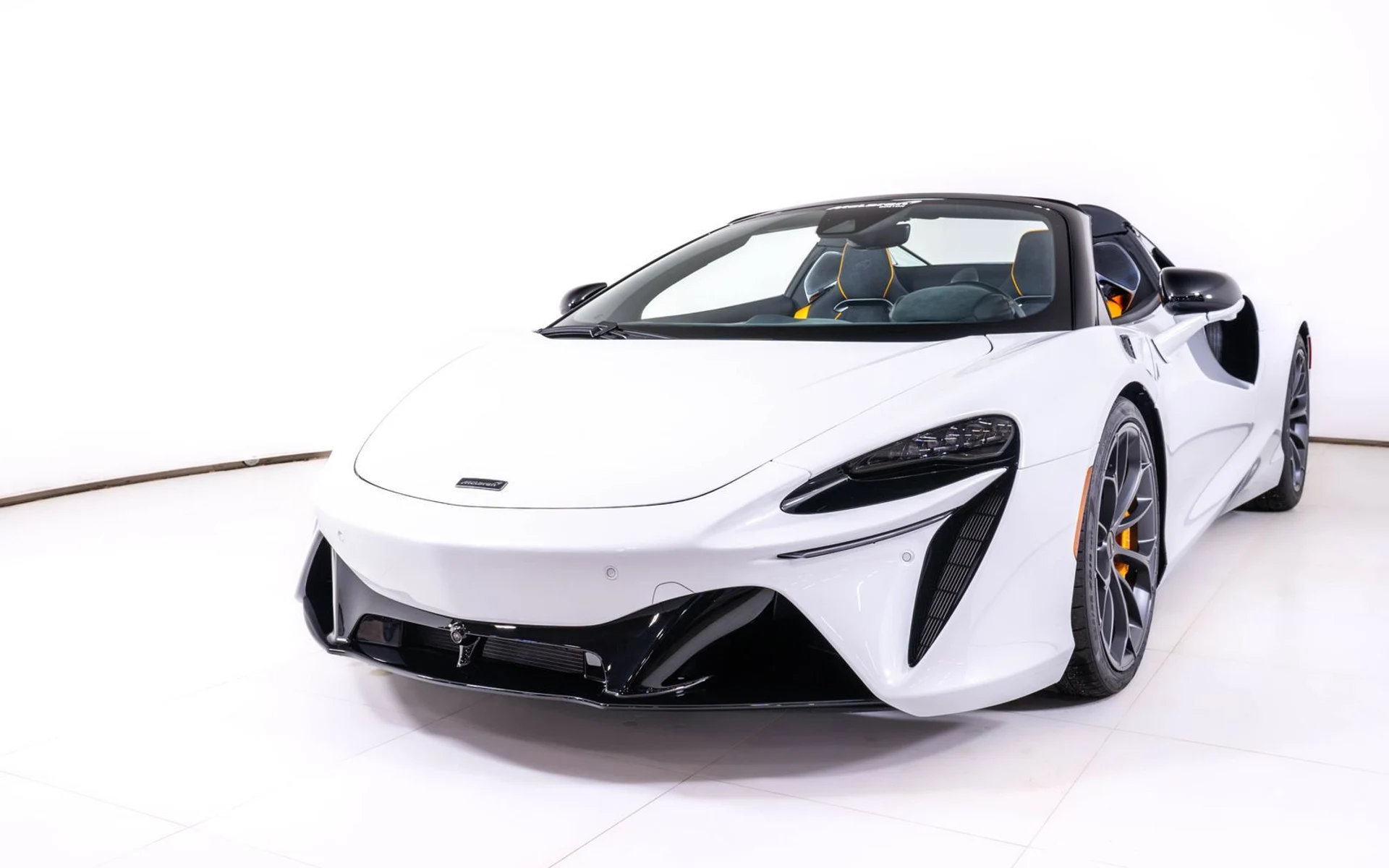 mph010_1021903687_064da1f960584064d52e875921829864x_5c89de22f4