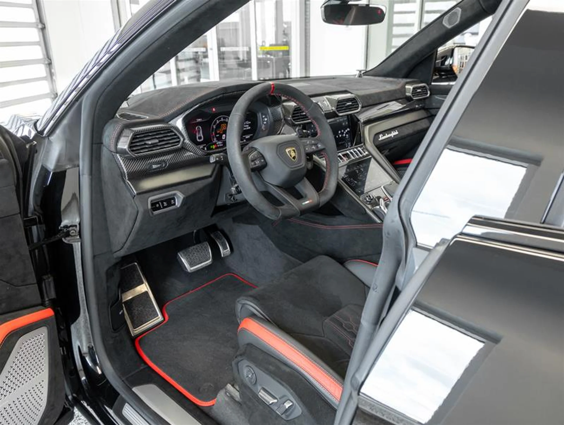 mph010_1026132154_11883416_1645449946_3200032181