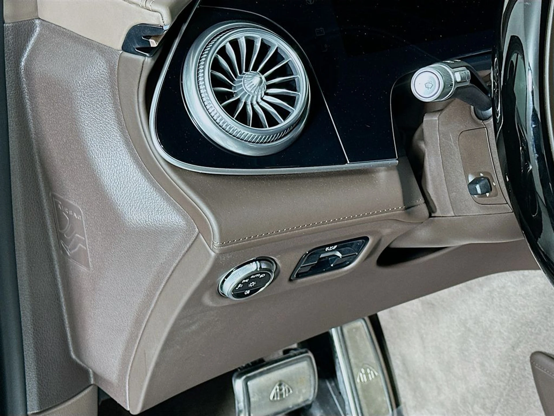 mph010_1026980893_4b526adb1a71e4f65bd20c3a450f02b0x_a9eeb74606