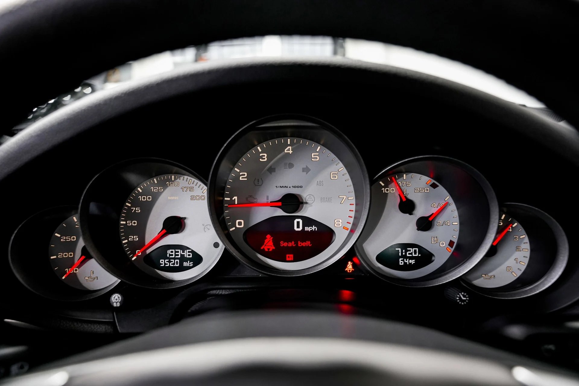 mph010_1028601744_ee13fb94af19ac73d951bc478554804dx_2dcf8901c8