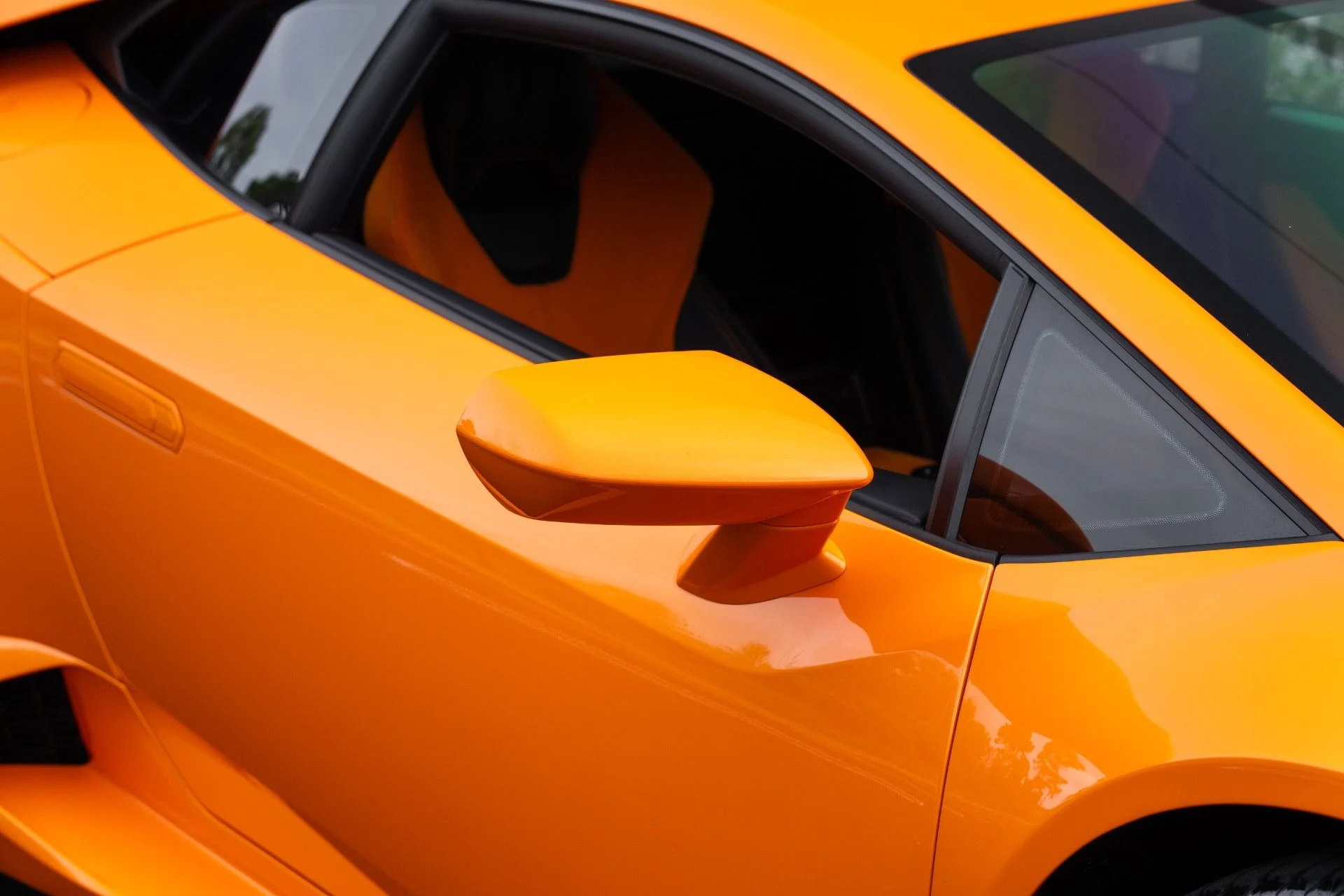 mph010_1029747510_Used_2016_Lamborghini_Huracan_LP_610_4_1780109643_931682e48a