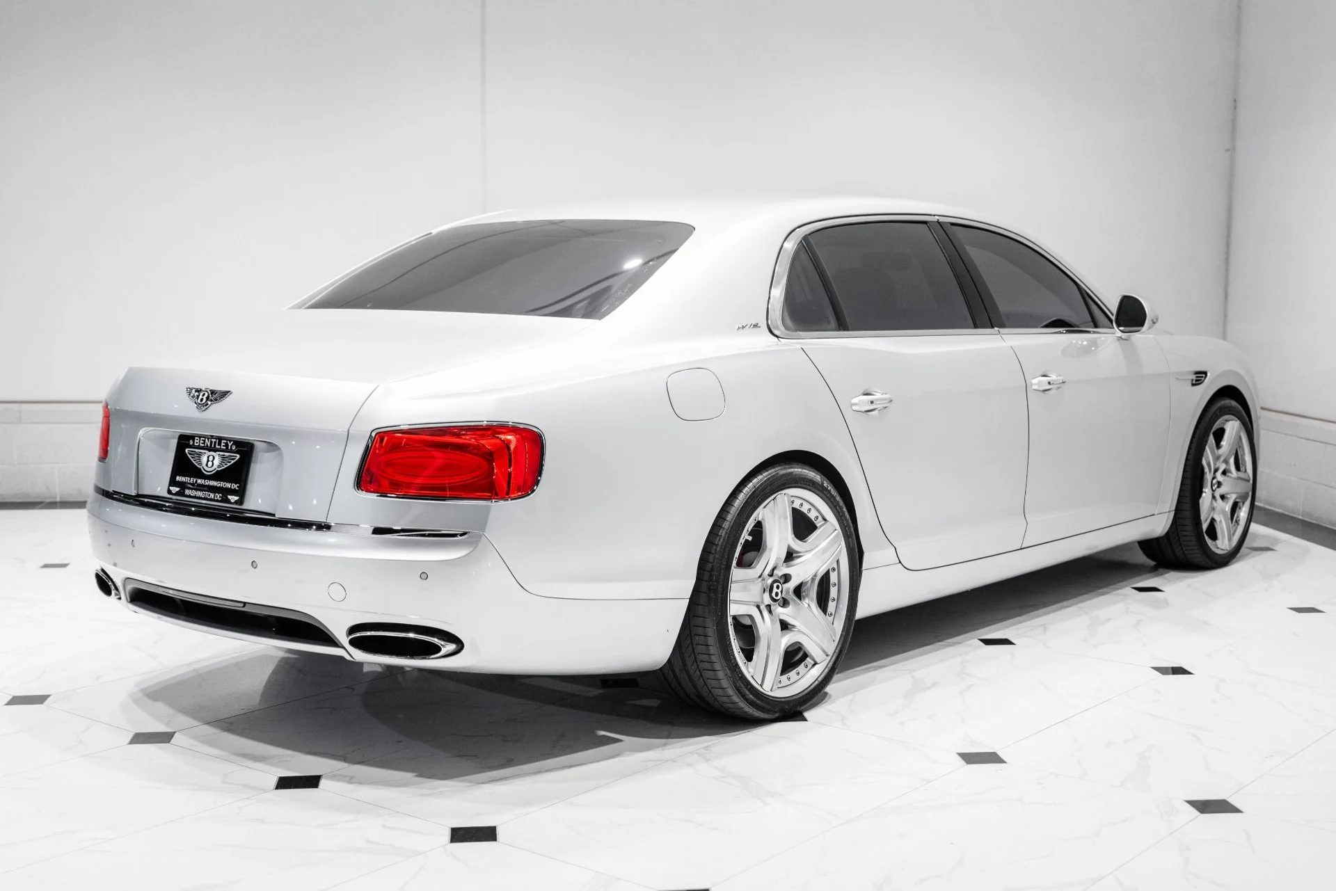 mph010_1033426358_Used_2014_Bentley_Flying_Spur_1764428362_b525f17115