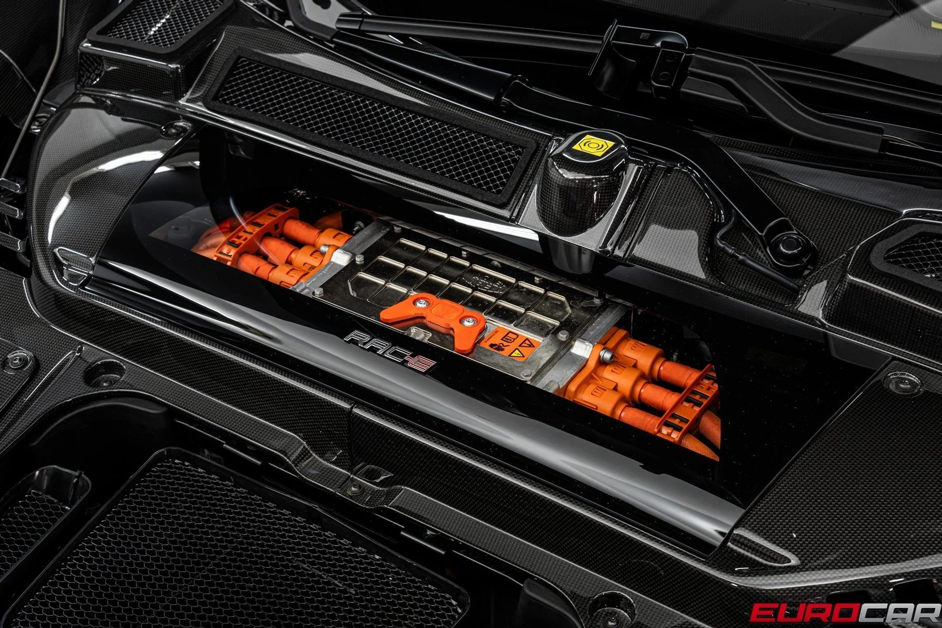 mph010_1040852017_image_11_879c49be94