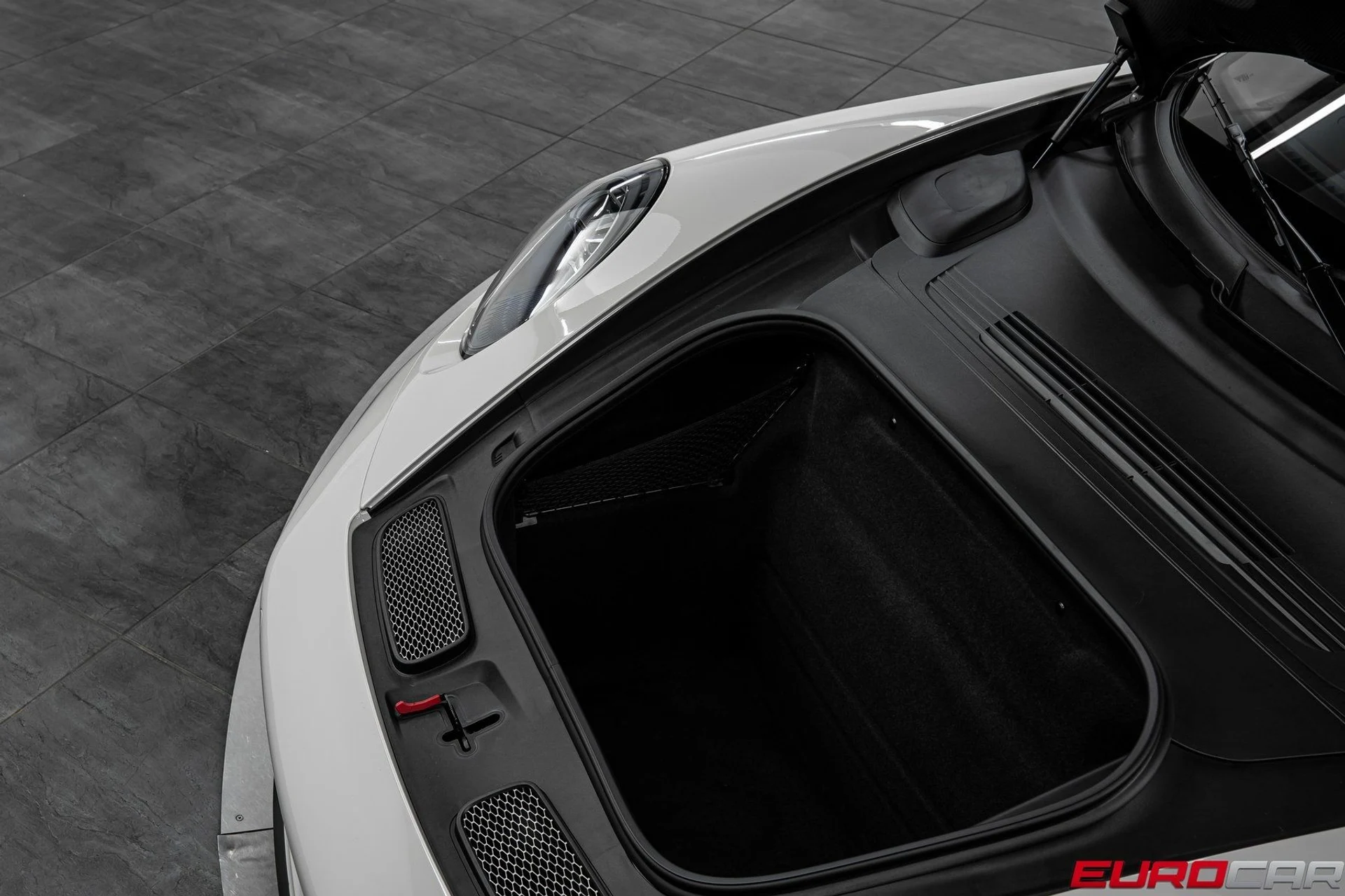 mph010_1040943297_image_11_0caa02bb3a