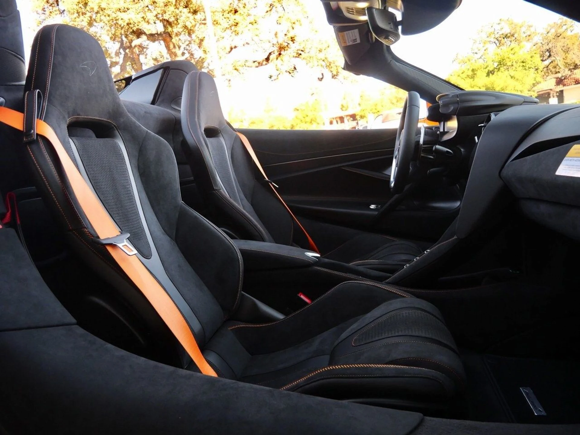 mph010_104096354_d78e0e680ade2859e134d9e2db9659fdx_e40f35709f