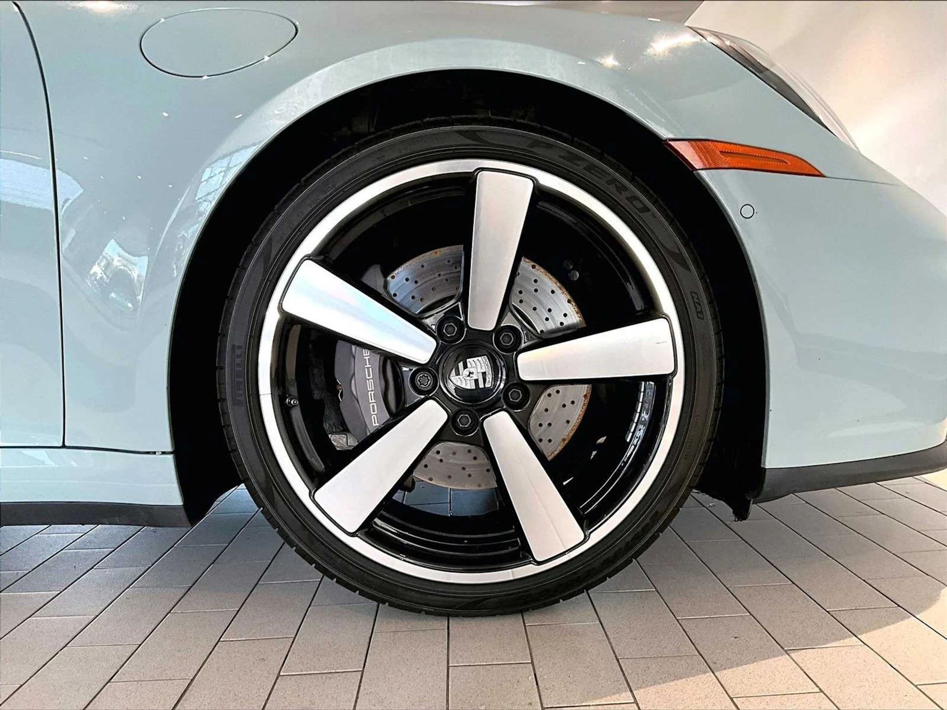 mph010_1047249783_ab9fa04bada8e4f3d5bf662a872745afx_c7912b4ff8