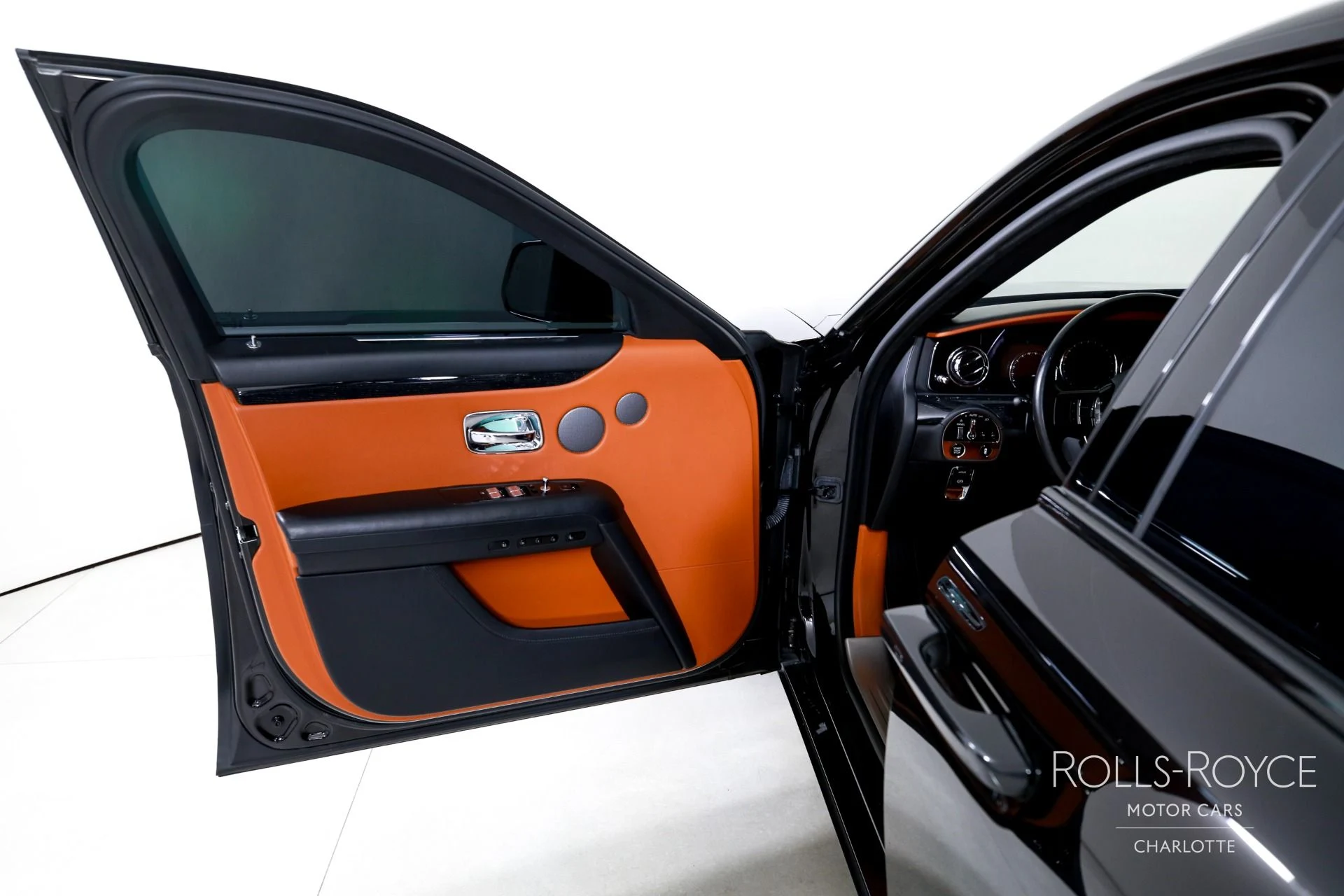mph010_1052302579_Used_2021_Rolls_Royce_Ghost_1789147066_dbbf8d4447