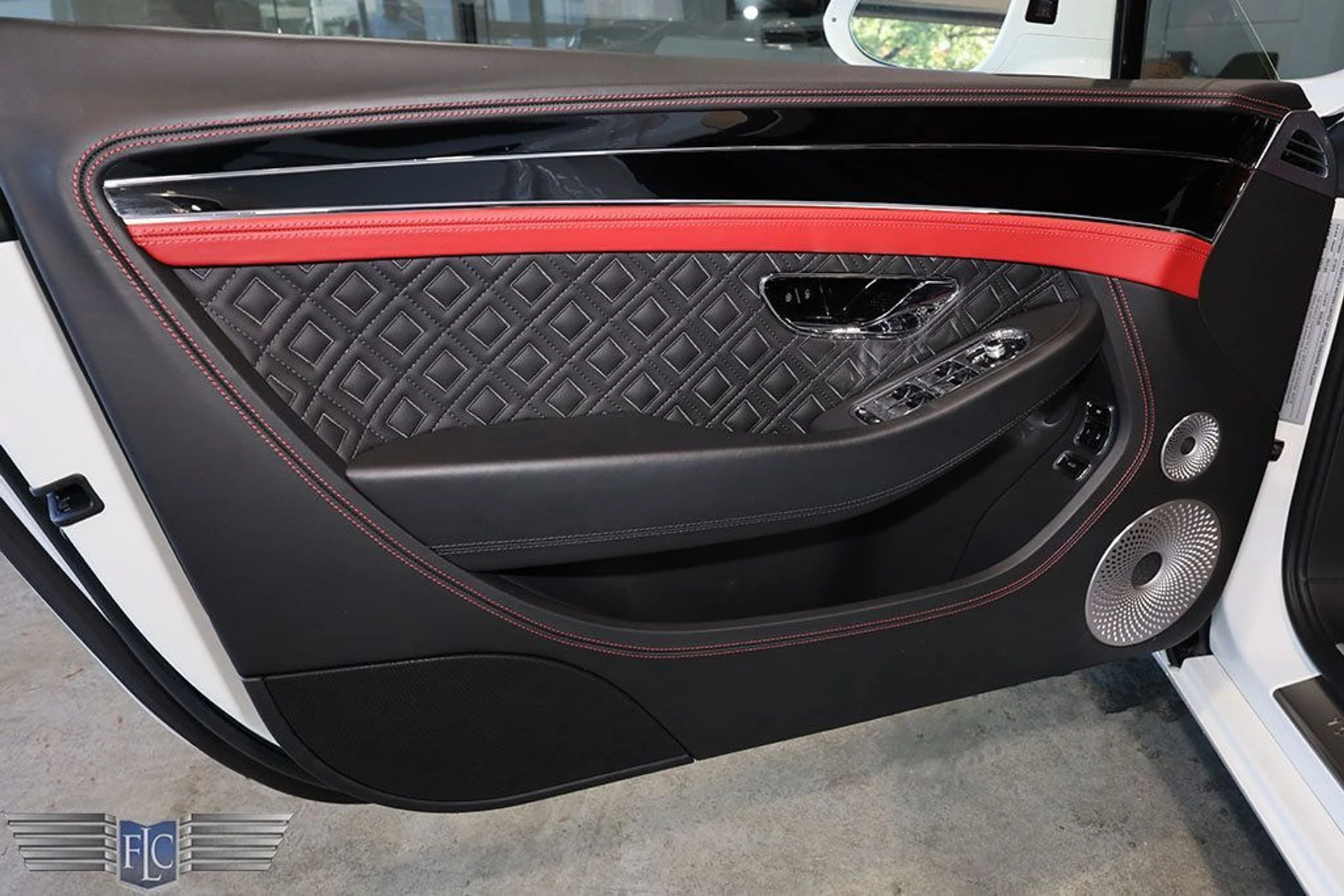 mph010_1053505770_used_2020_bentley_continental_gtv8coupe_9689_22964611_11_1024_61eb5f3300