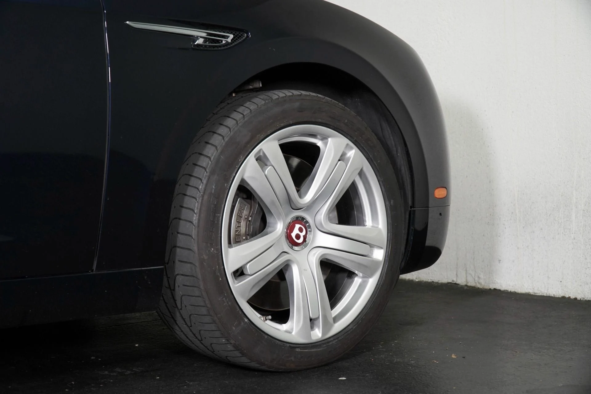 mph010_106347226_Used_2015_Bentley_Flying_Spur_V8_1773689029_0693c2d036