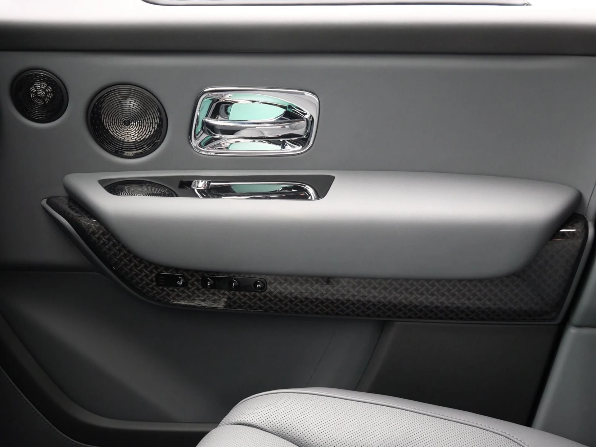 mph010_1067164578_b4cae56c11e58c0d5e46305767ce3ff8x_a5307afb2f