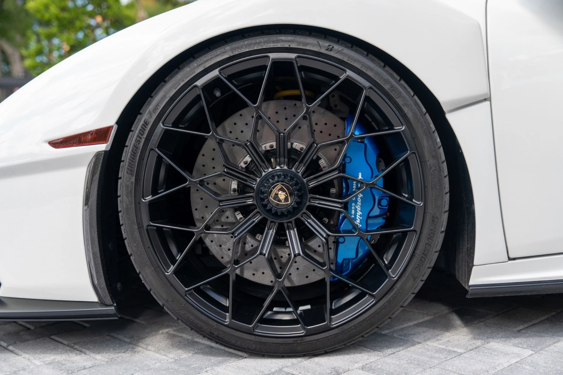 mph010_1068289768_Used_2021_Lamborghini_Huracan_STO_1787070195_125b94cc96