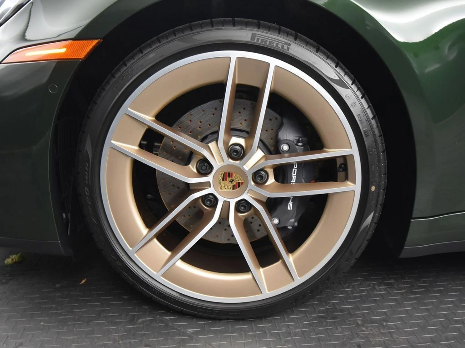 mph010_1068814458_63e9273eee1d1a54b9990566415de806x_cae4940b22