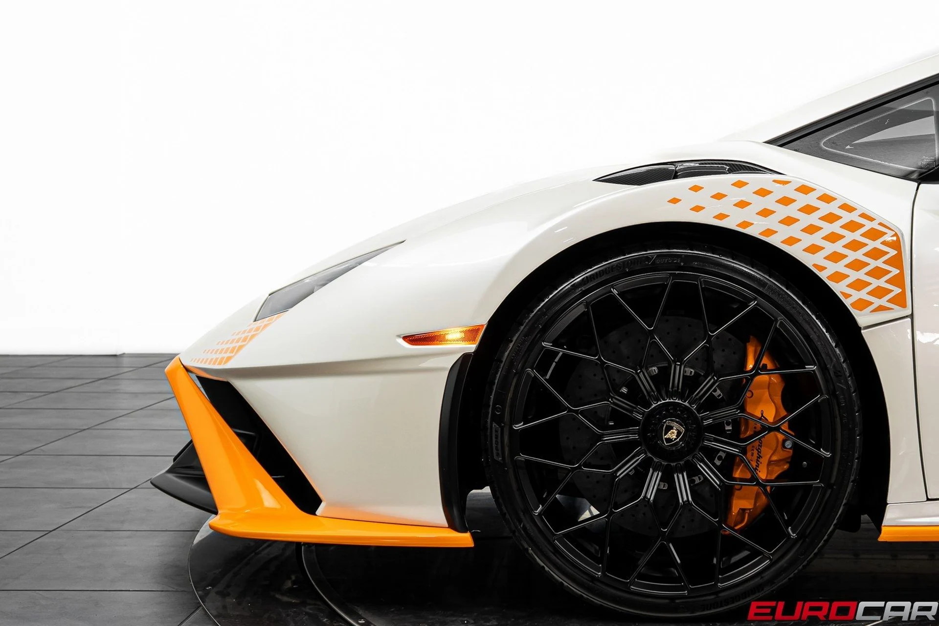 mph010_1069737565_image_11_da28becbf3