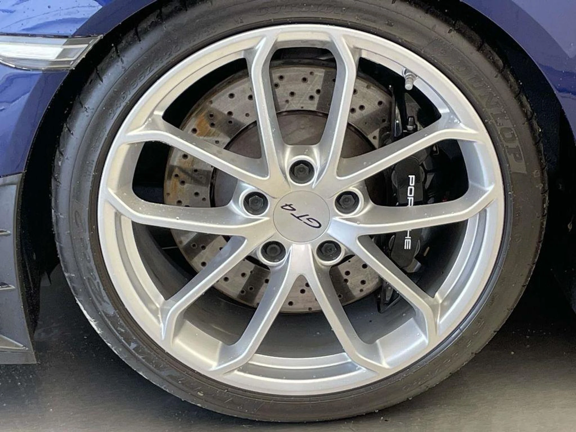 mph010_1070550404_Y_9n_Z_Ye_U0q0_Xr9_f_Sn_N614l_Q_Vuw_7ca28042ef