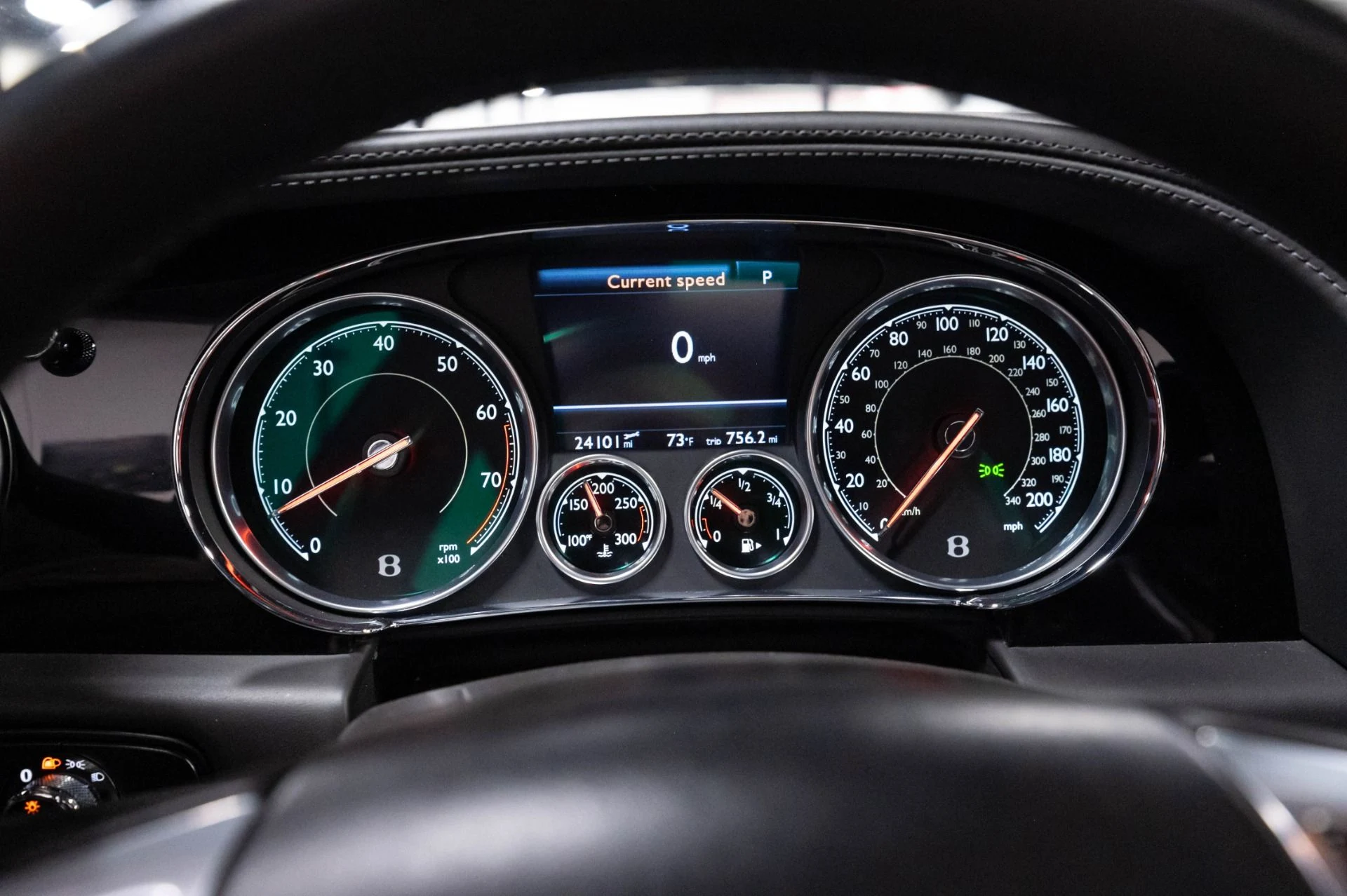 mph010_1072082355_Used_2017_Bentley_Flying_Spur_V8_S_1787589005_365d91274c