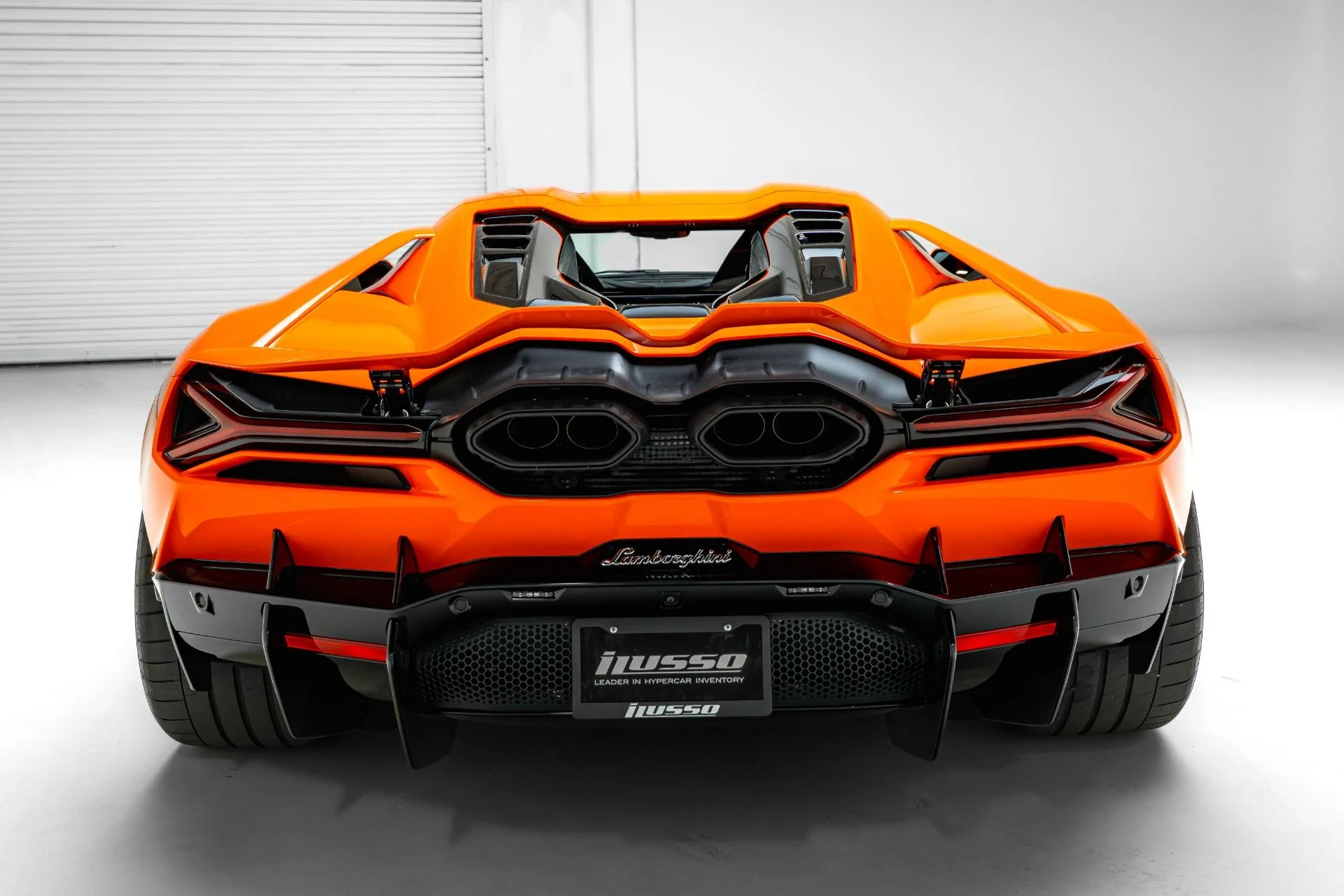 mph010_1075165096_Used_2024_Lamborghini_Revuelto_1781129539_e24b05133b