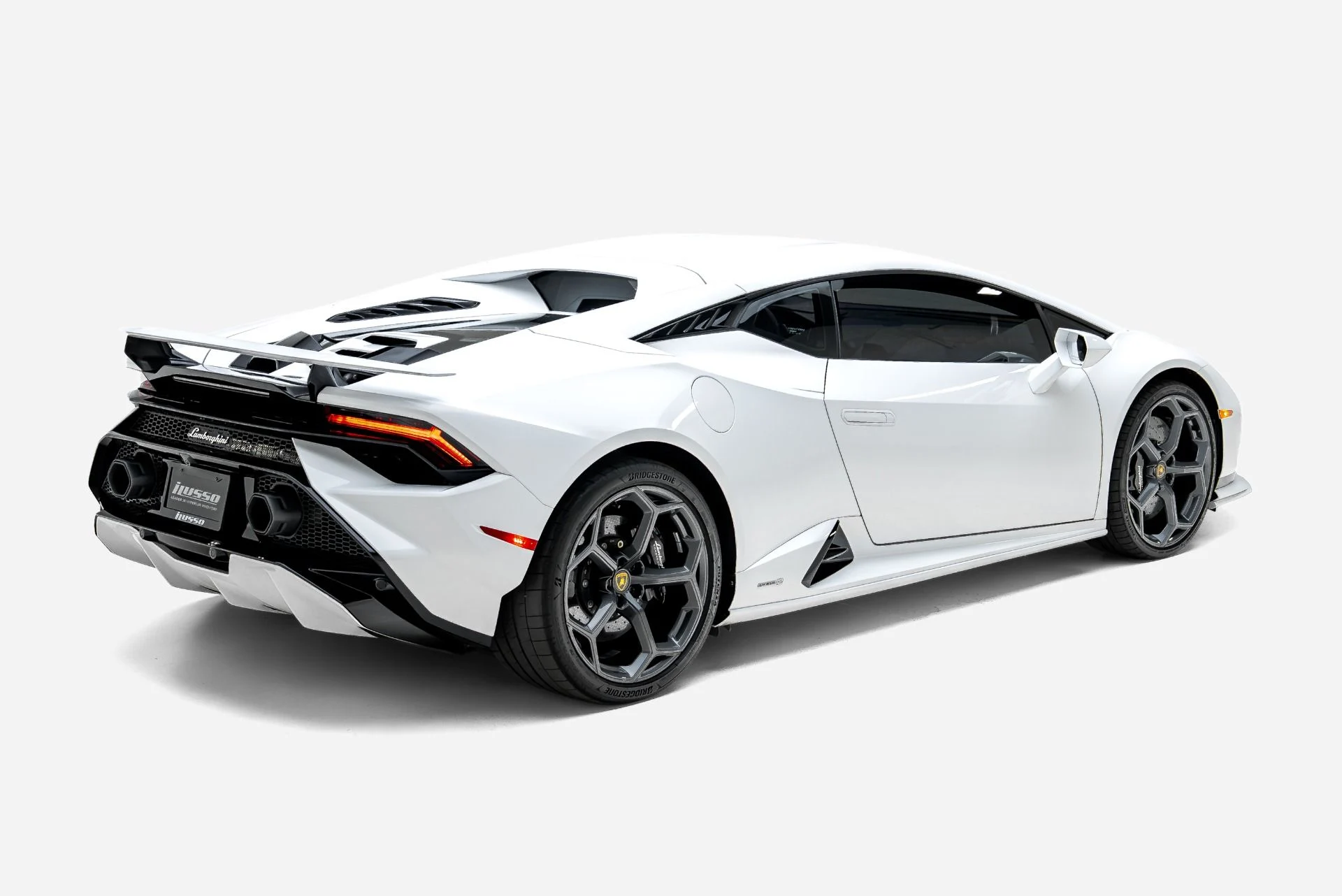 mph010_1084450714_Used_2023_Lamborghini_Huracan_Tecnica_1787597741_eceaee7d3c