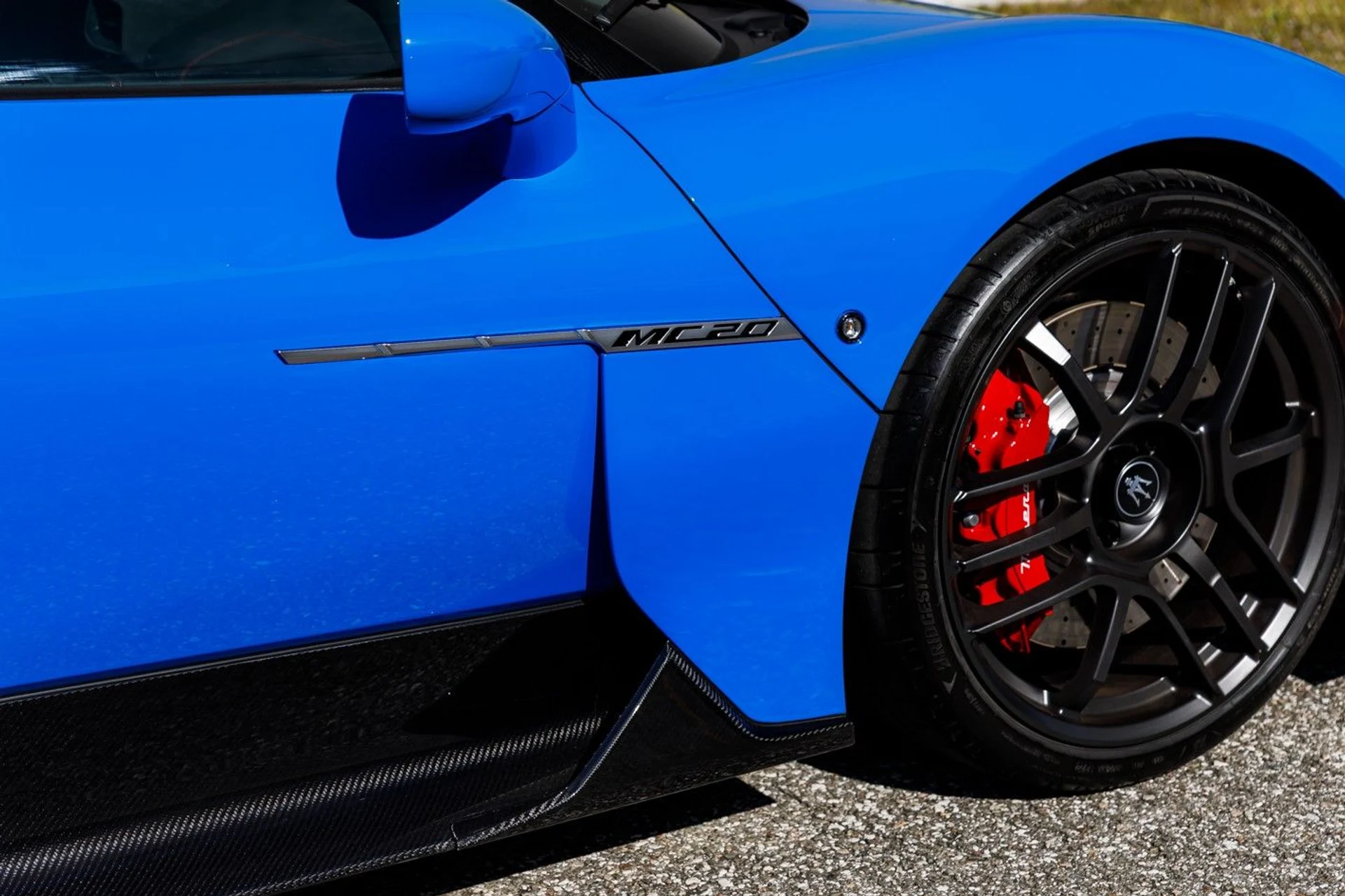 mph010_1084927197_641_p11_l_b5b03e65fd