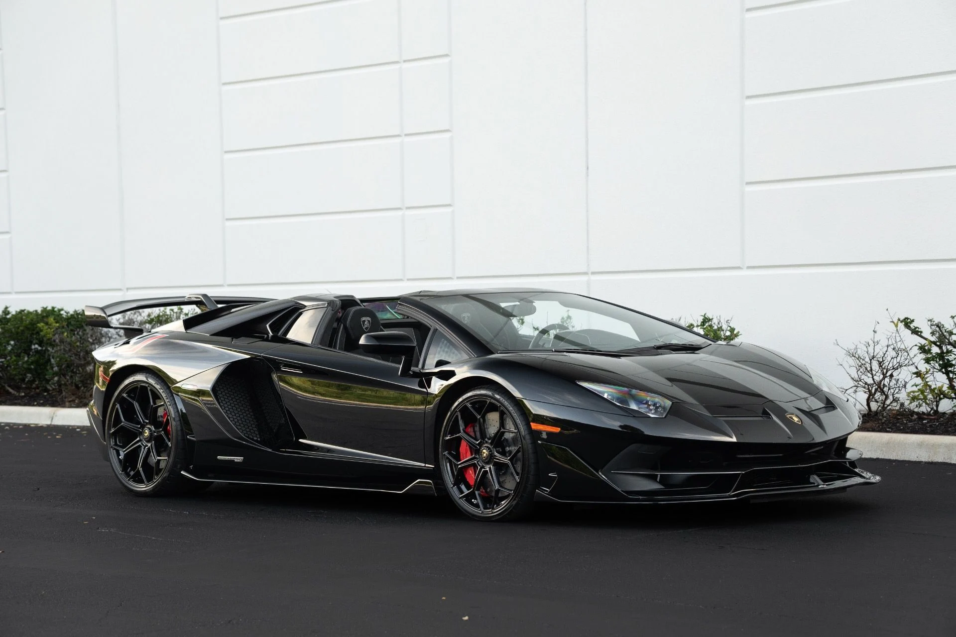 mph010_1086780866_Used_2020_Lamborghini_Aventador_LP_770_4_SVJ_Roadster_1766609736_90b8e38ae1