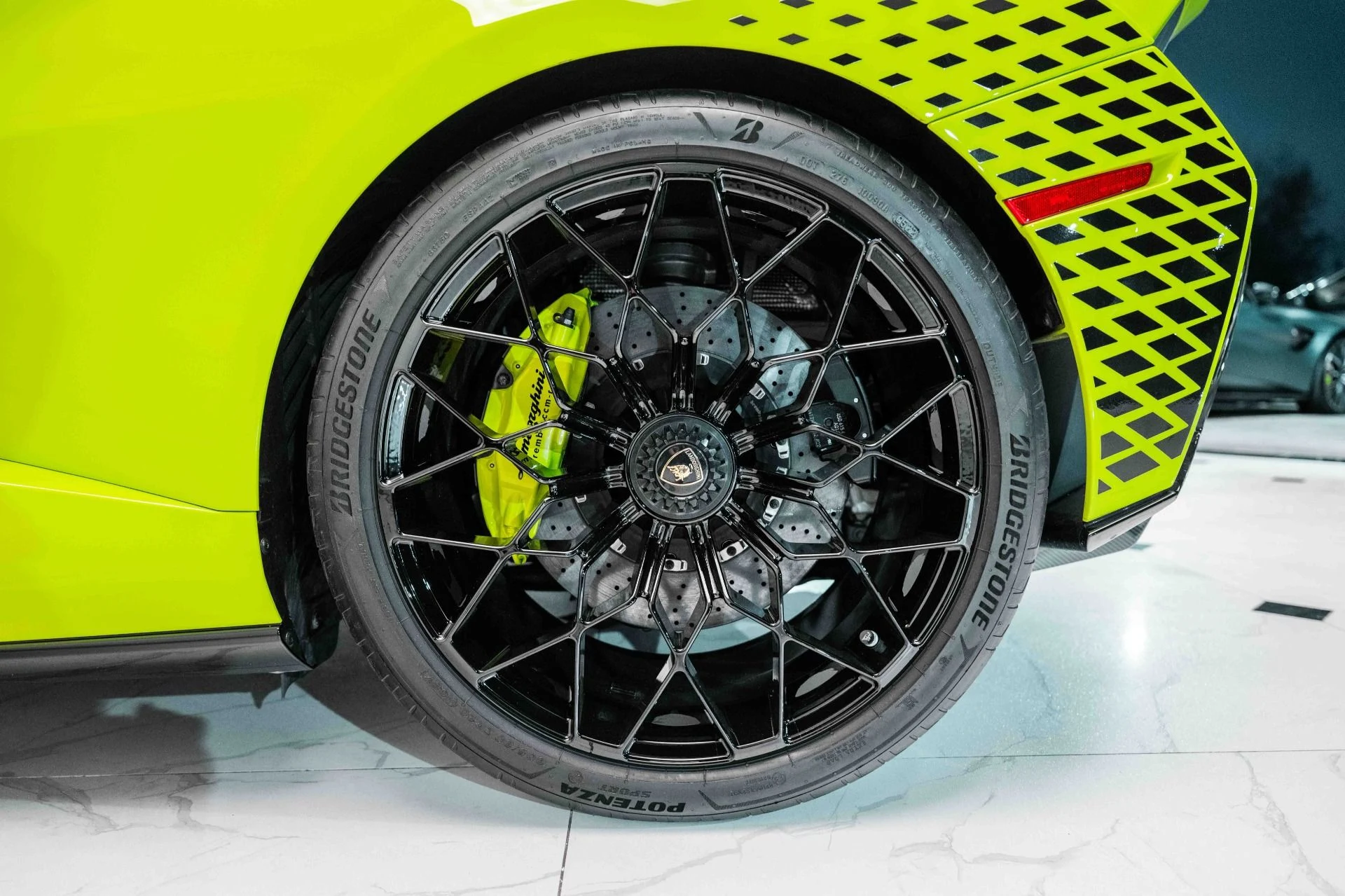 mph010_109363837_Used_2022_Lamborghini_Huracan_STO_Coupe_1765561049_9600d3eef6