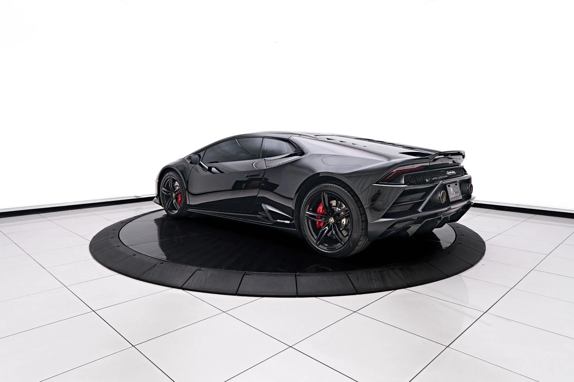 mph010_1096359580_Used_2022_Lamborghini_Huracan_EVO_Base_1752781637_ef996c80fe